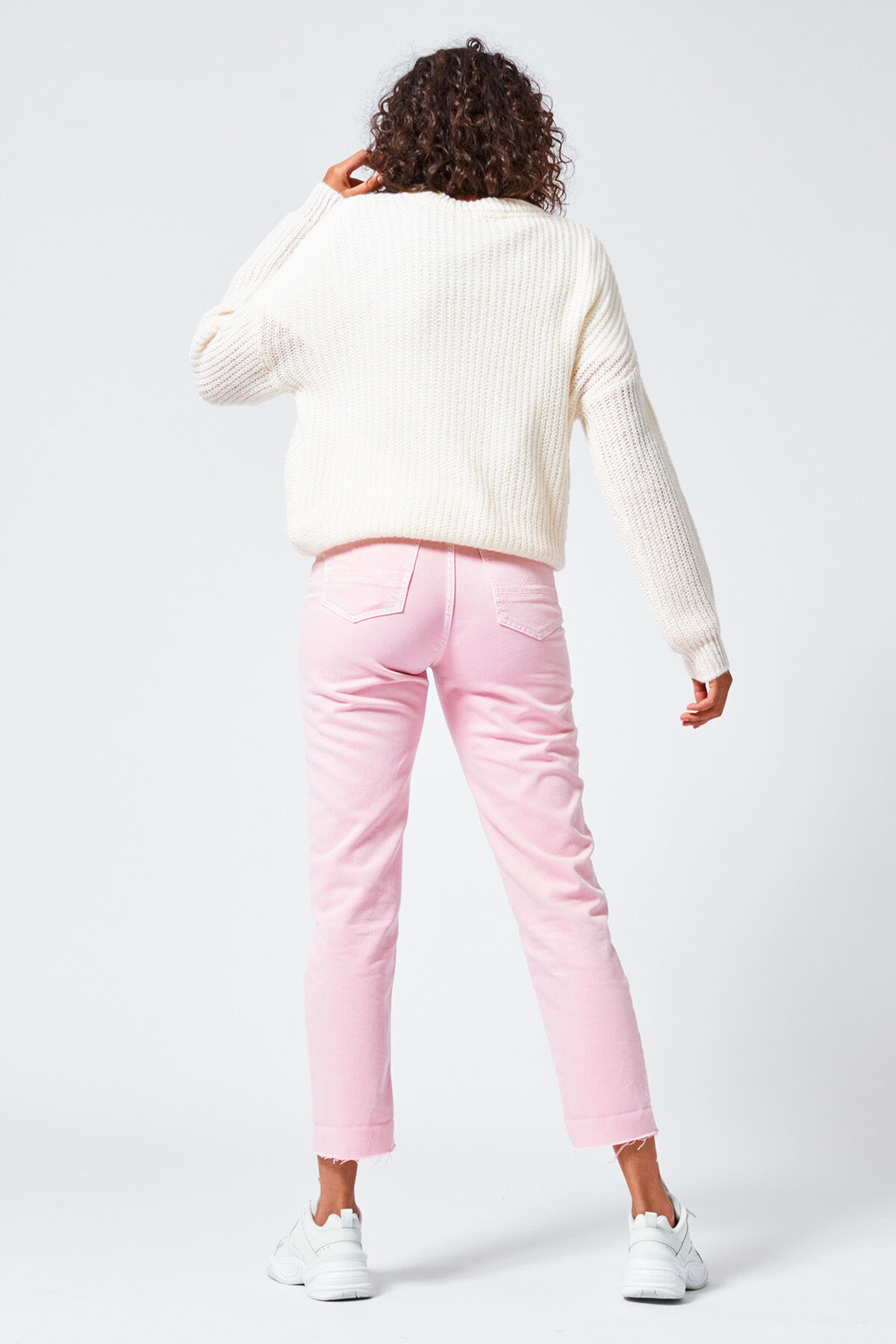 Pull Khloe image number 2