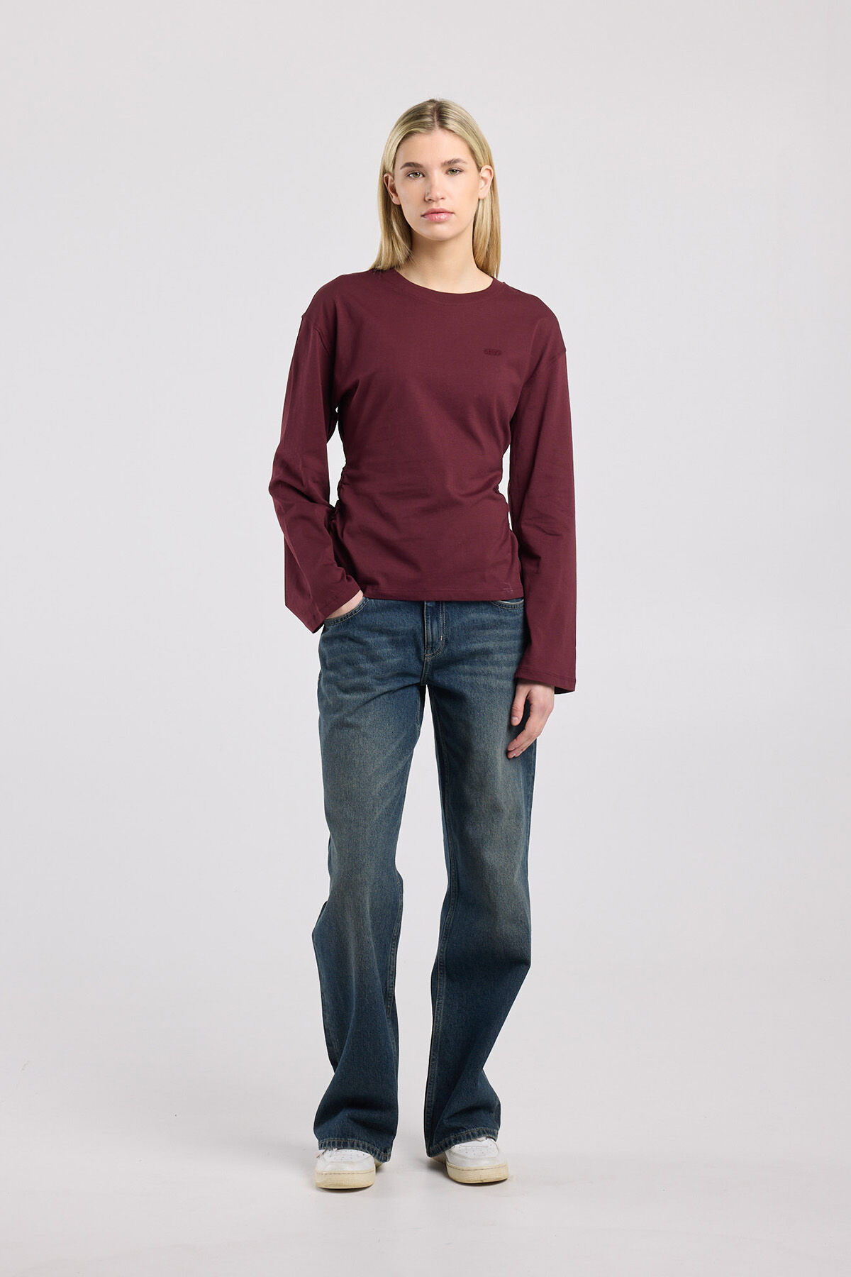 Layvi image number 1