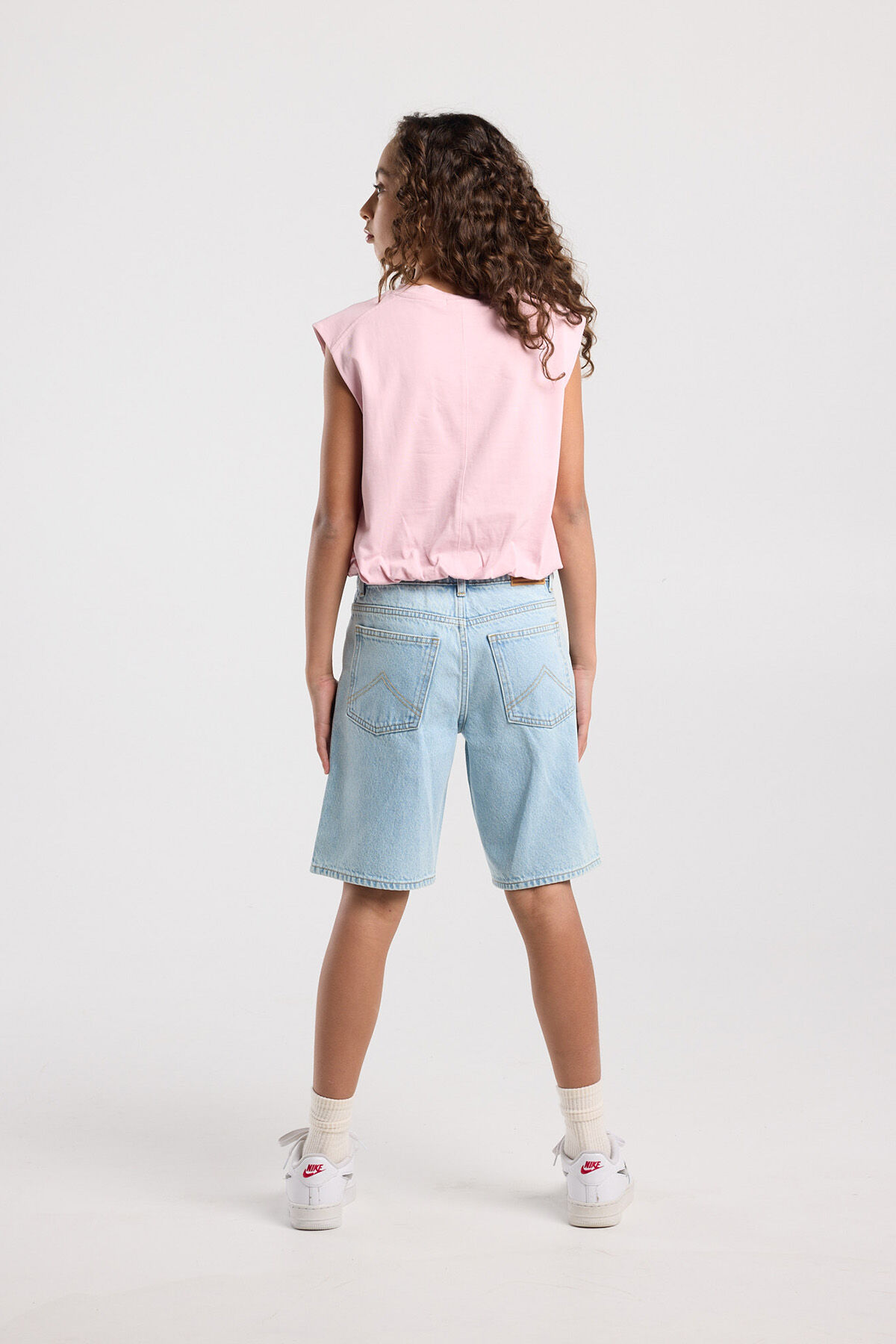 Evalien Jr image number 2