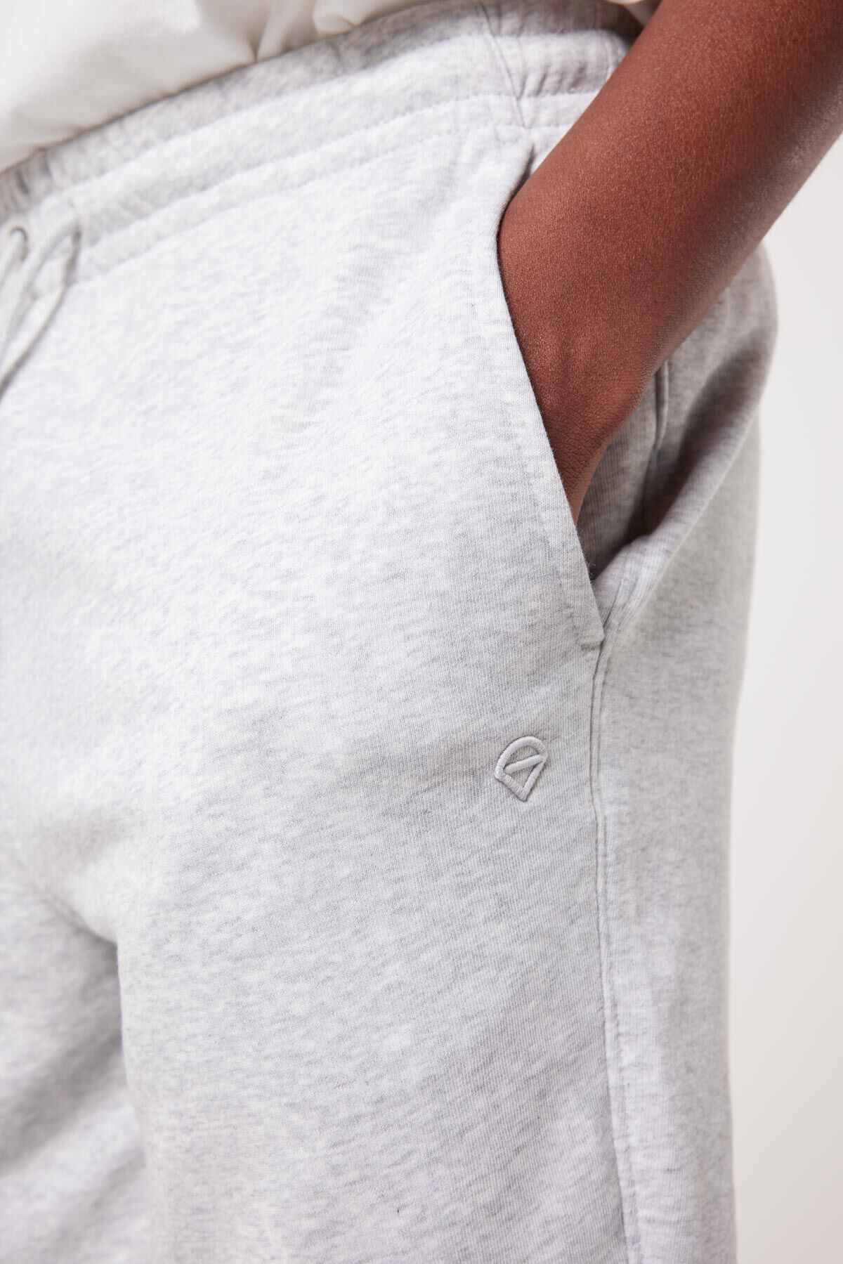 Short Sevan image number 3