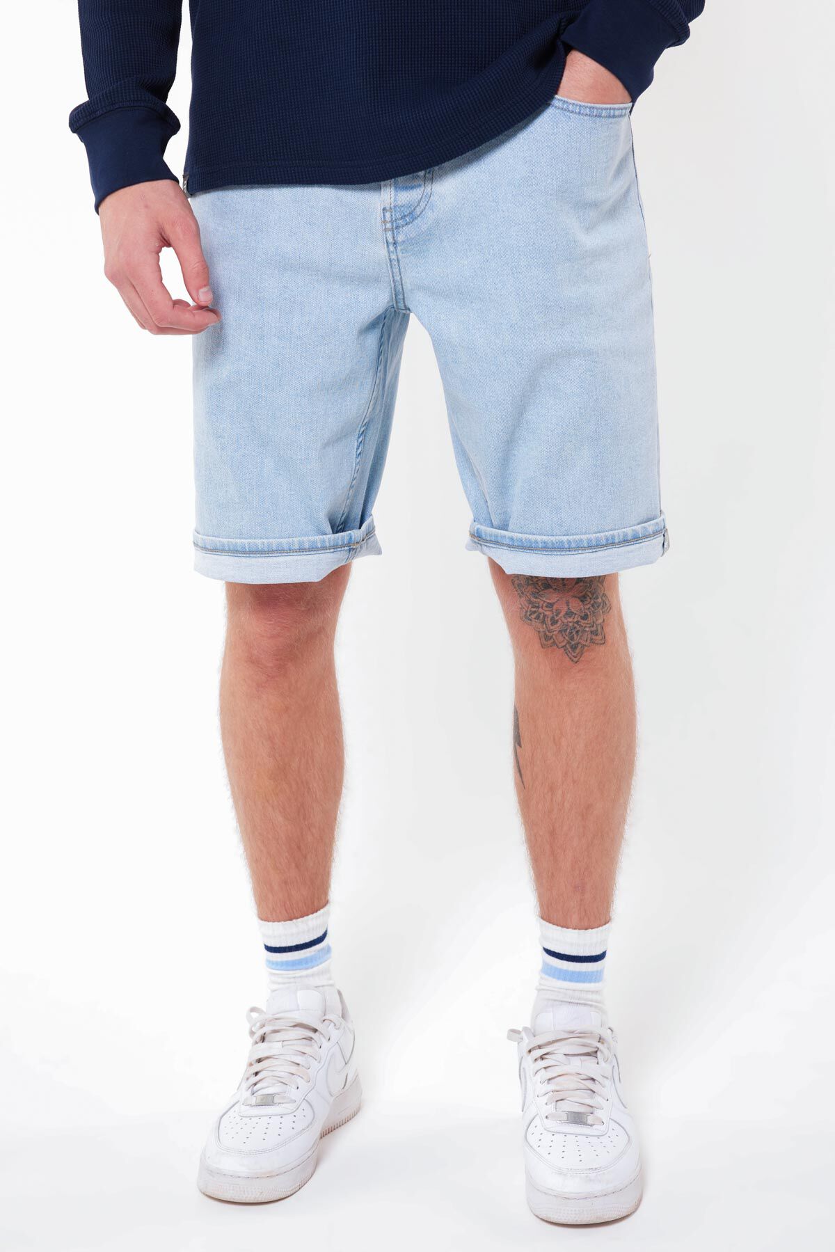 Short Robert short image number 0