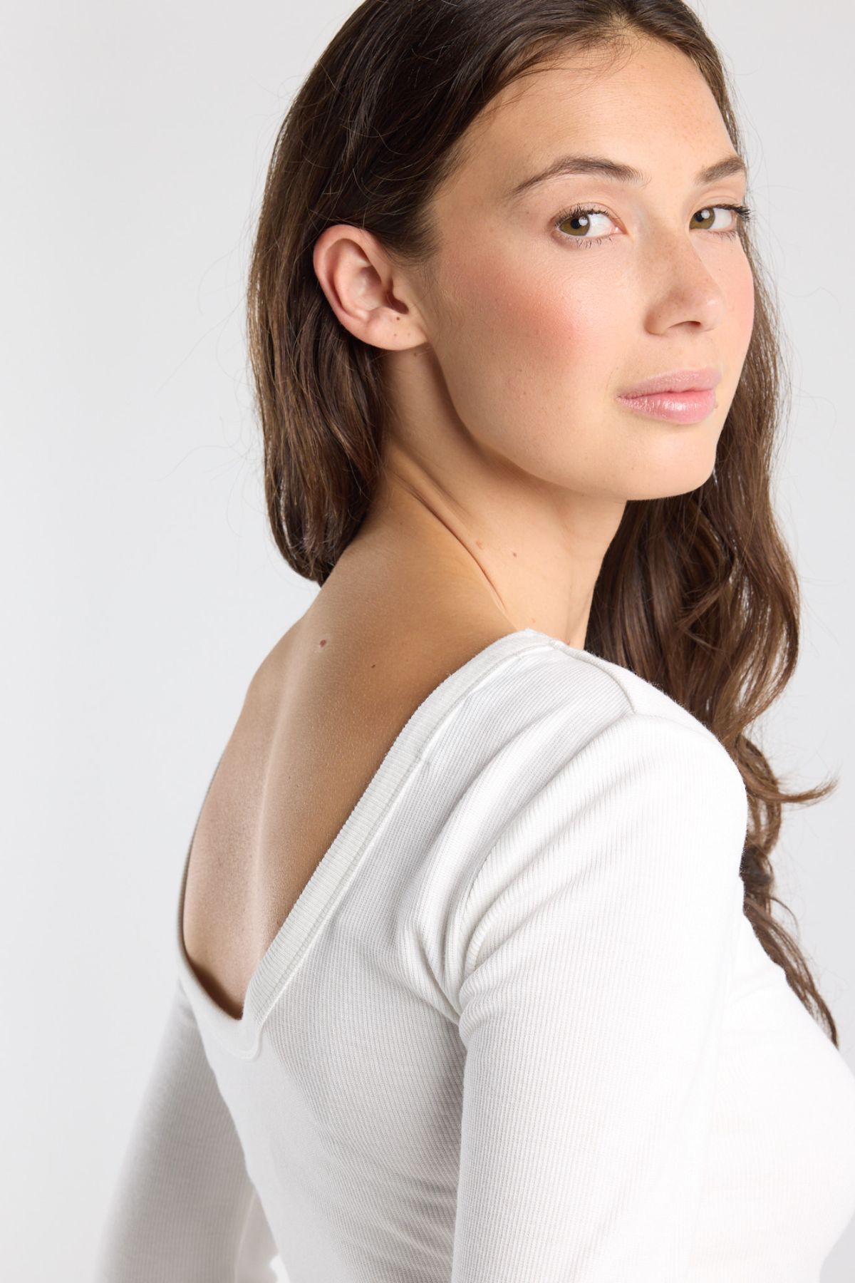 Lina image number 3