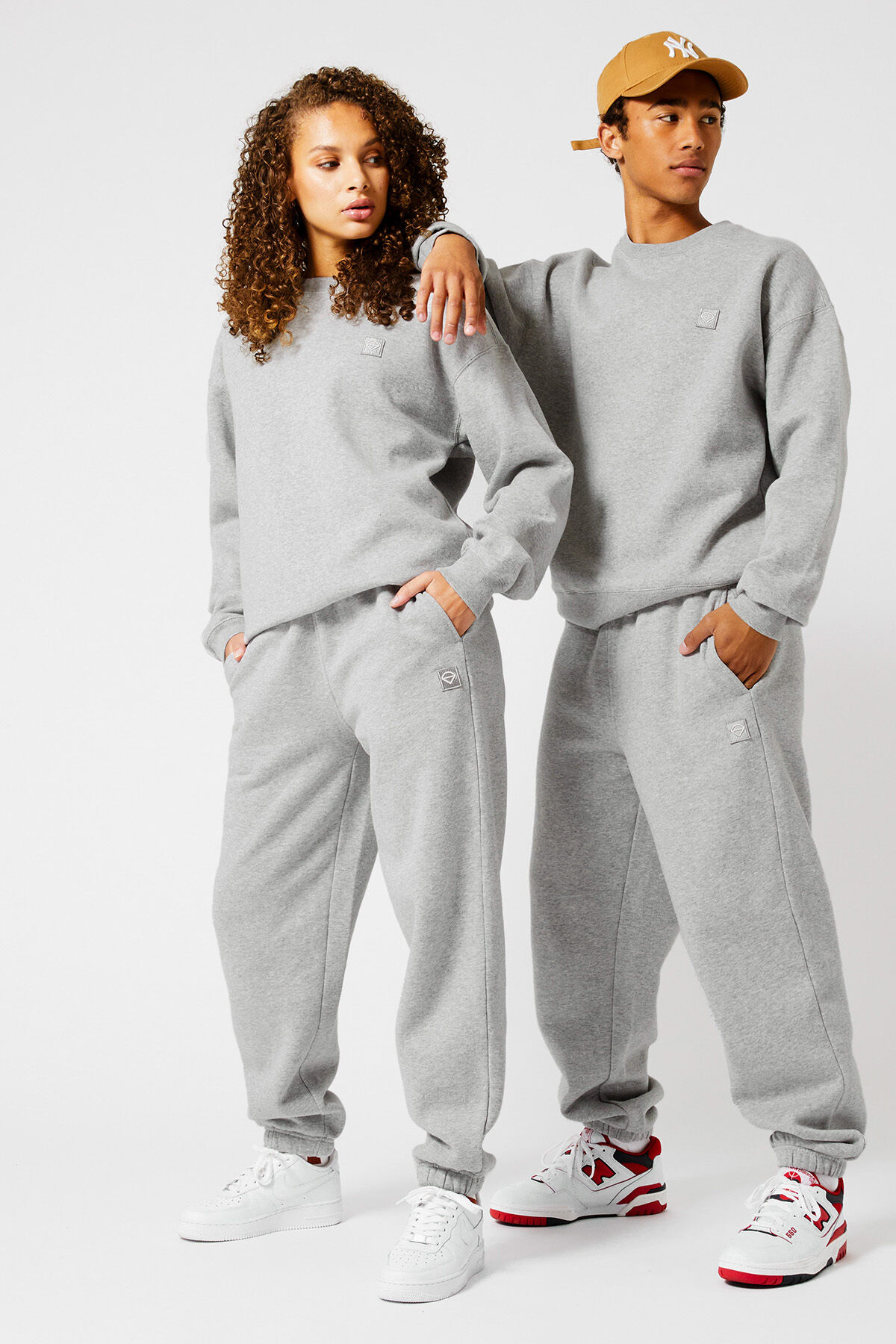 Crest image number 0