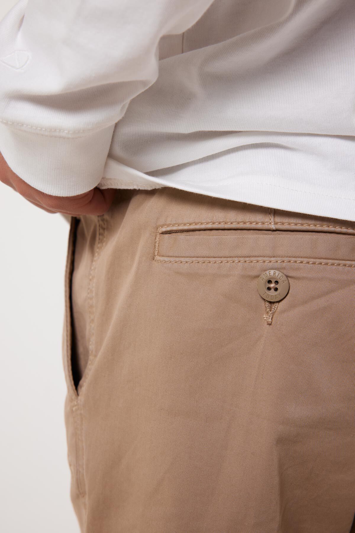 Short Nixon Jr image number 3