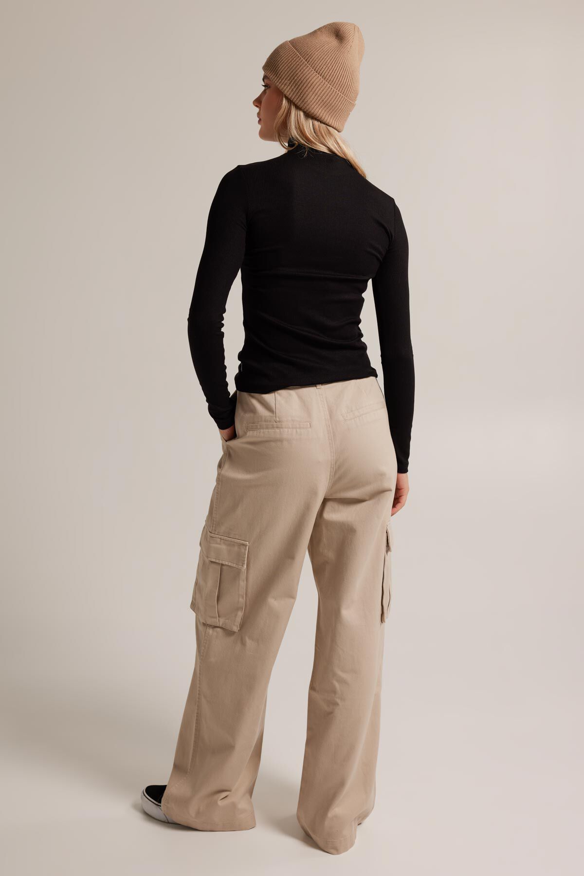 Broek Phiby image number 2