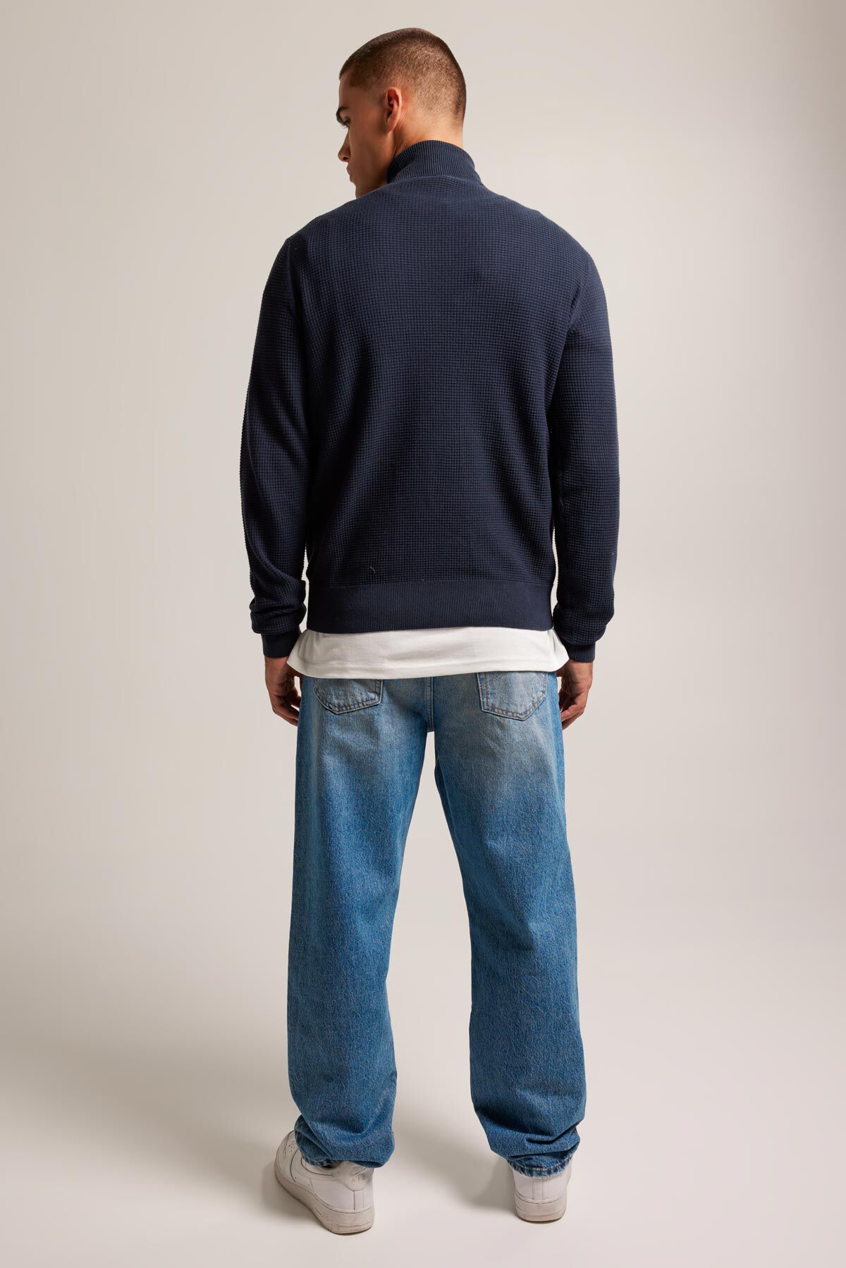 Turtleneck Kendrick image number 2