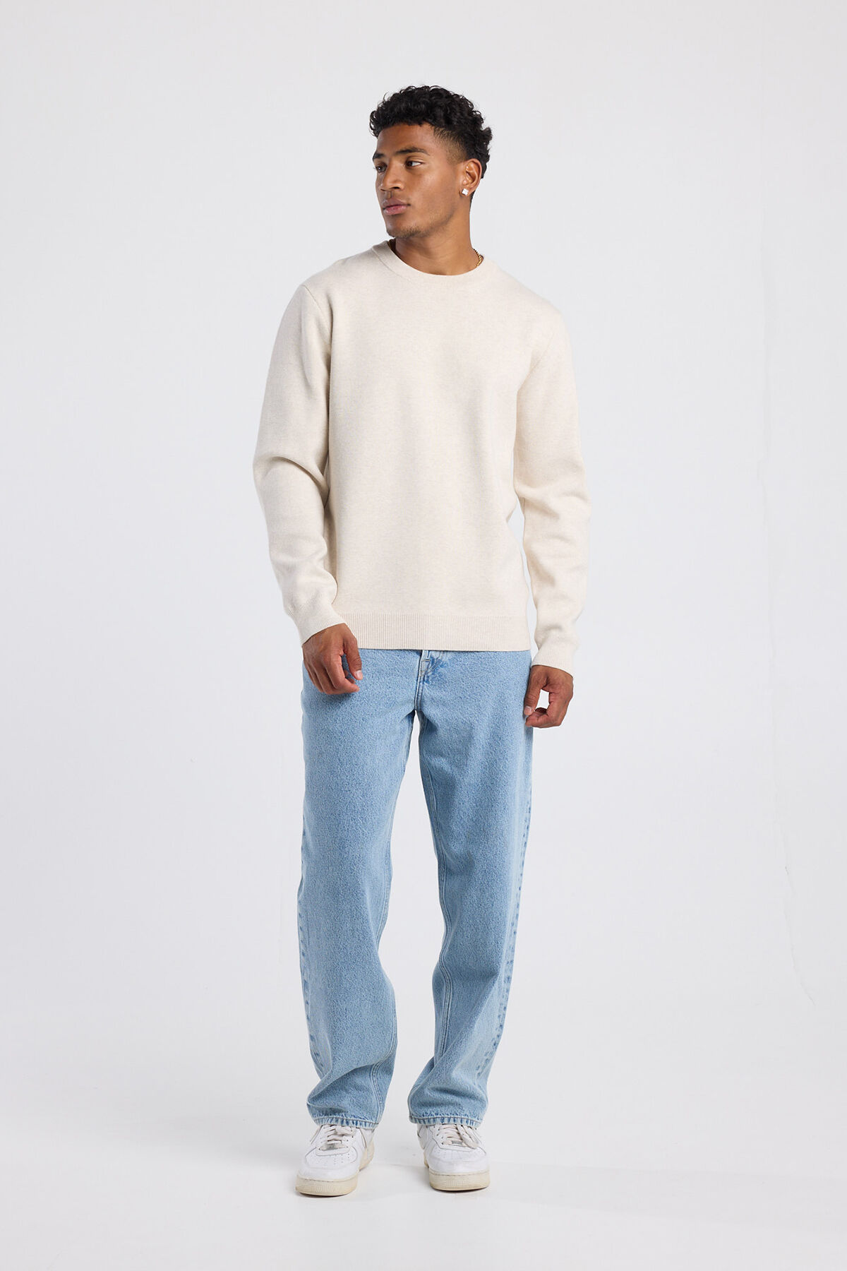 Konrad Crew image number 1