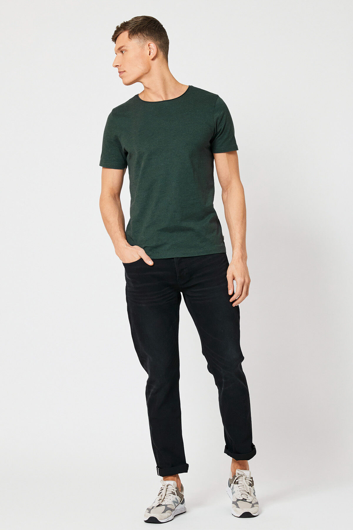 T-shirt Took image number 0