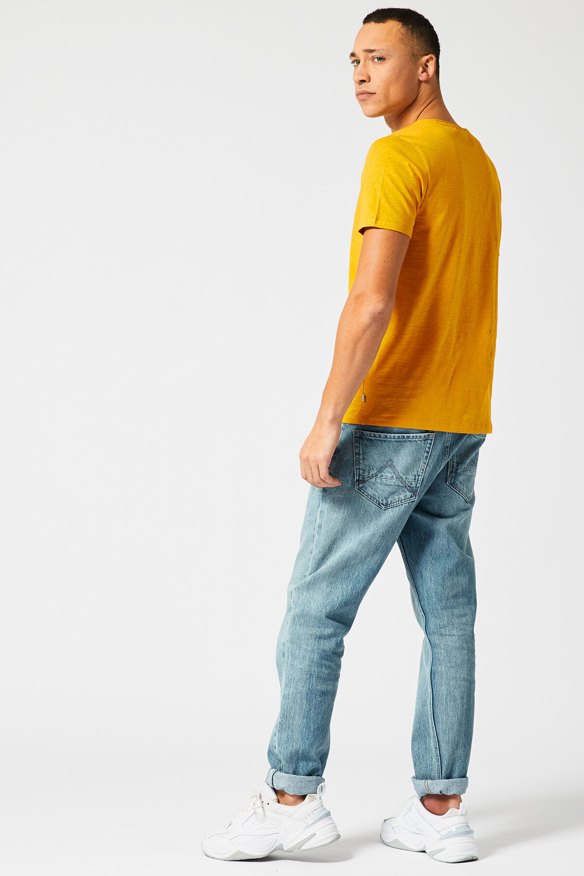 T-shirt Took image number 2