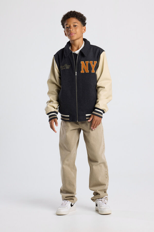 Jari JR image number 1