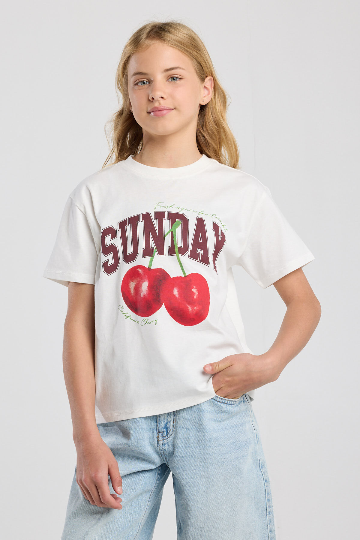 Elissa jr image number 0