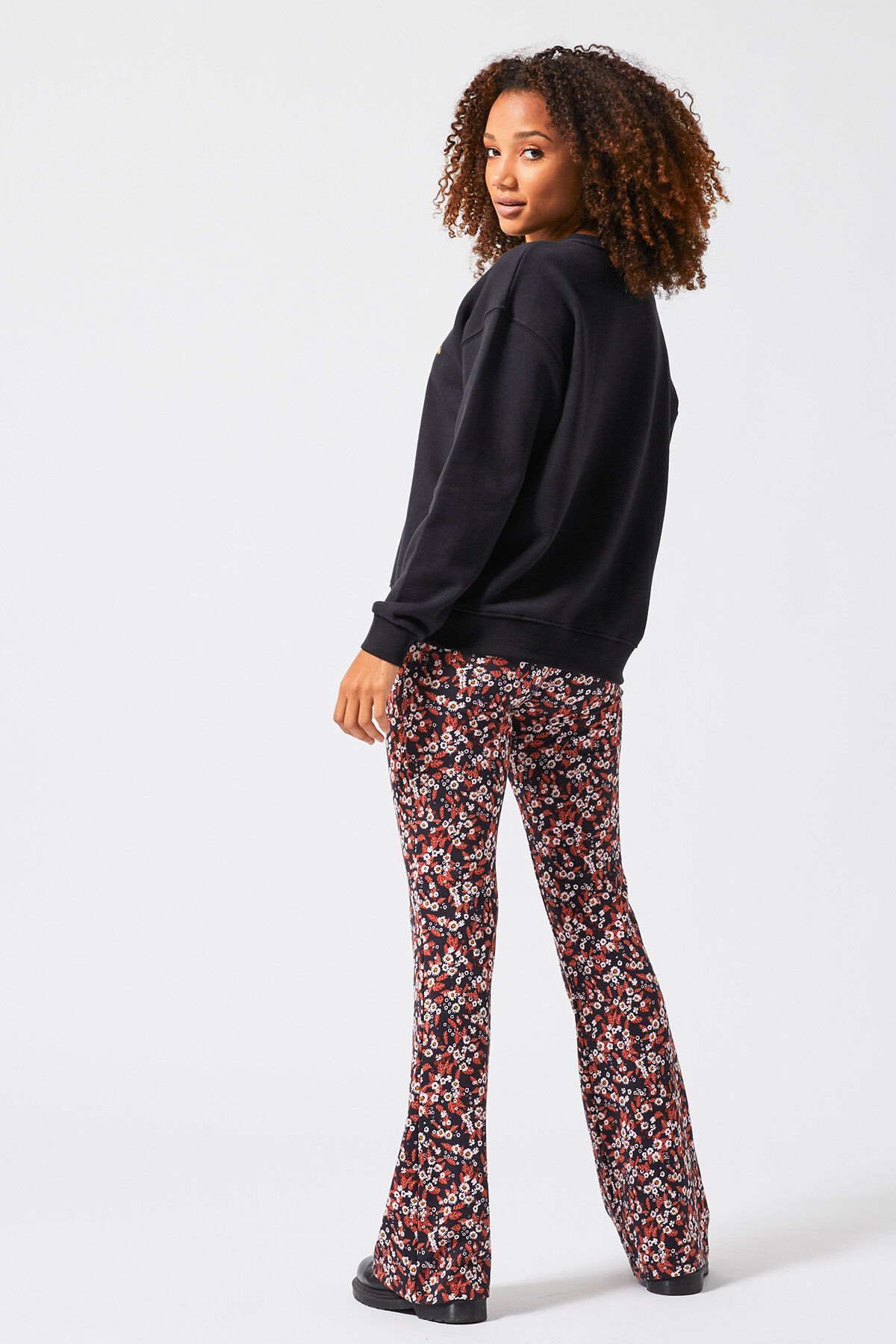 Flared pants Cindy image number 2