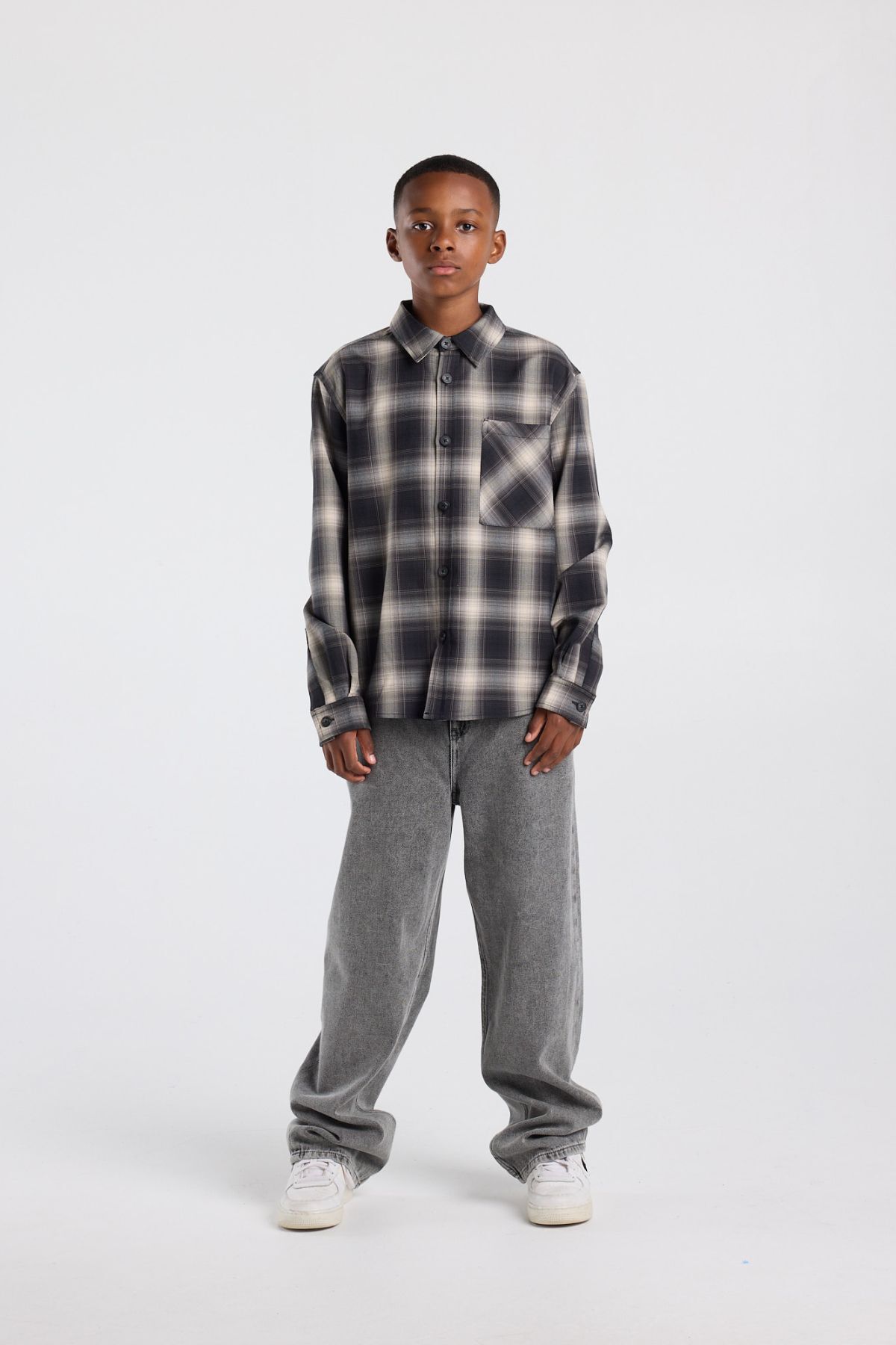 Dover Jr image number 1