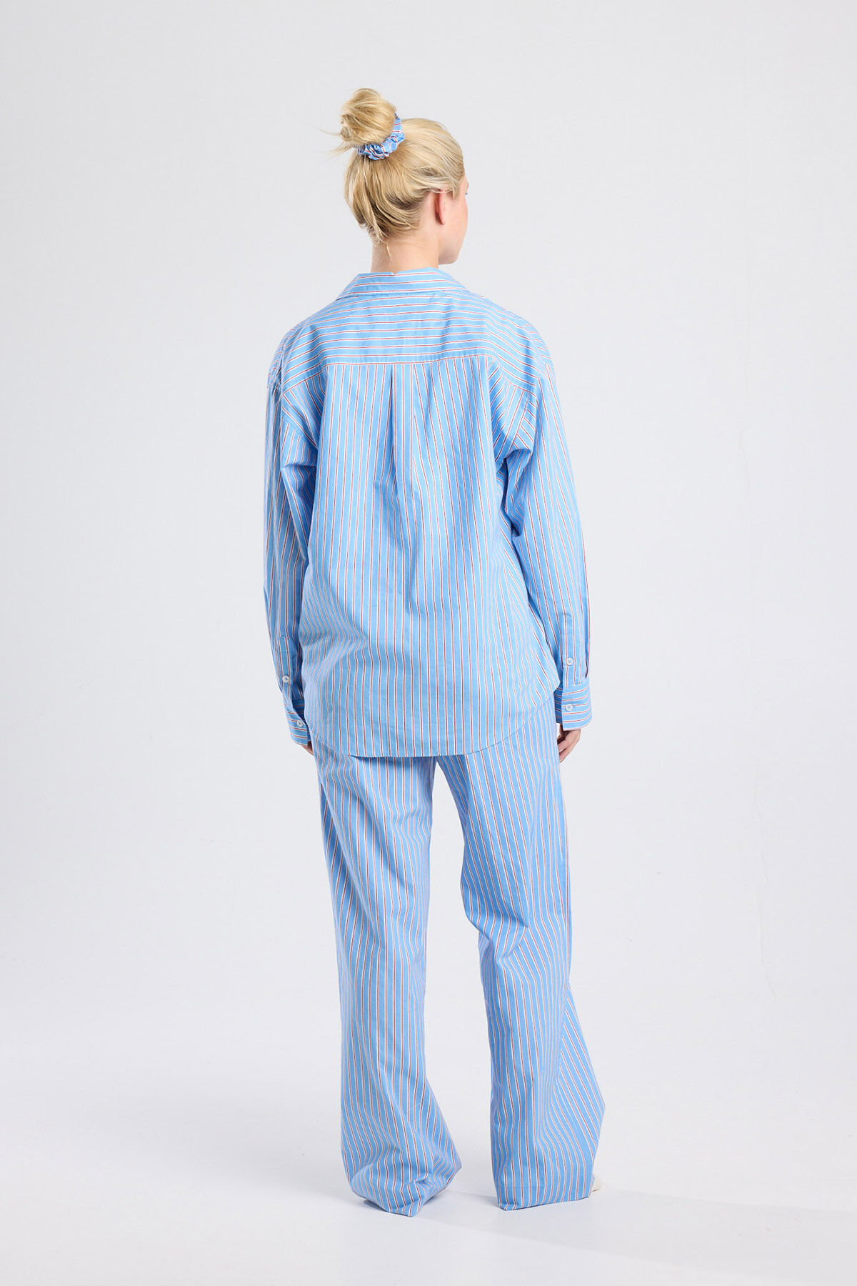 Milly image number 1