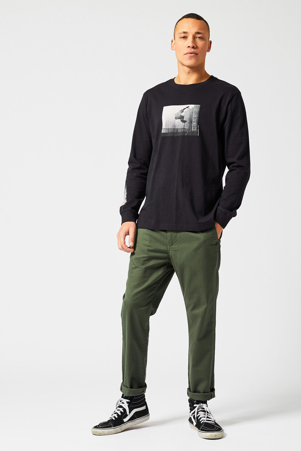 Long sleeve Landyn skate image number 1