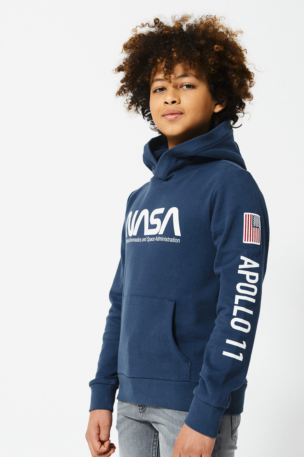 Hoodie Semuel Jr image number 0