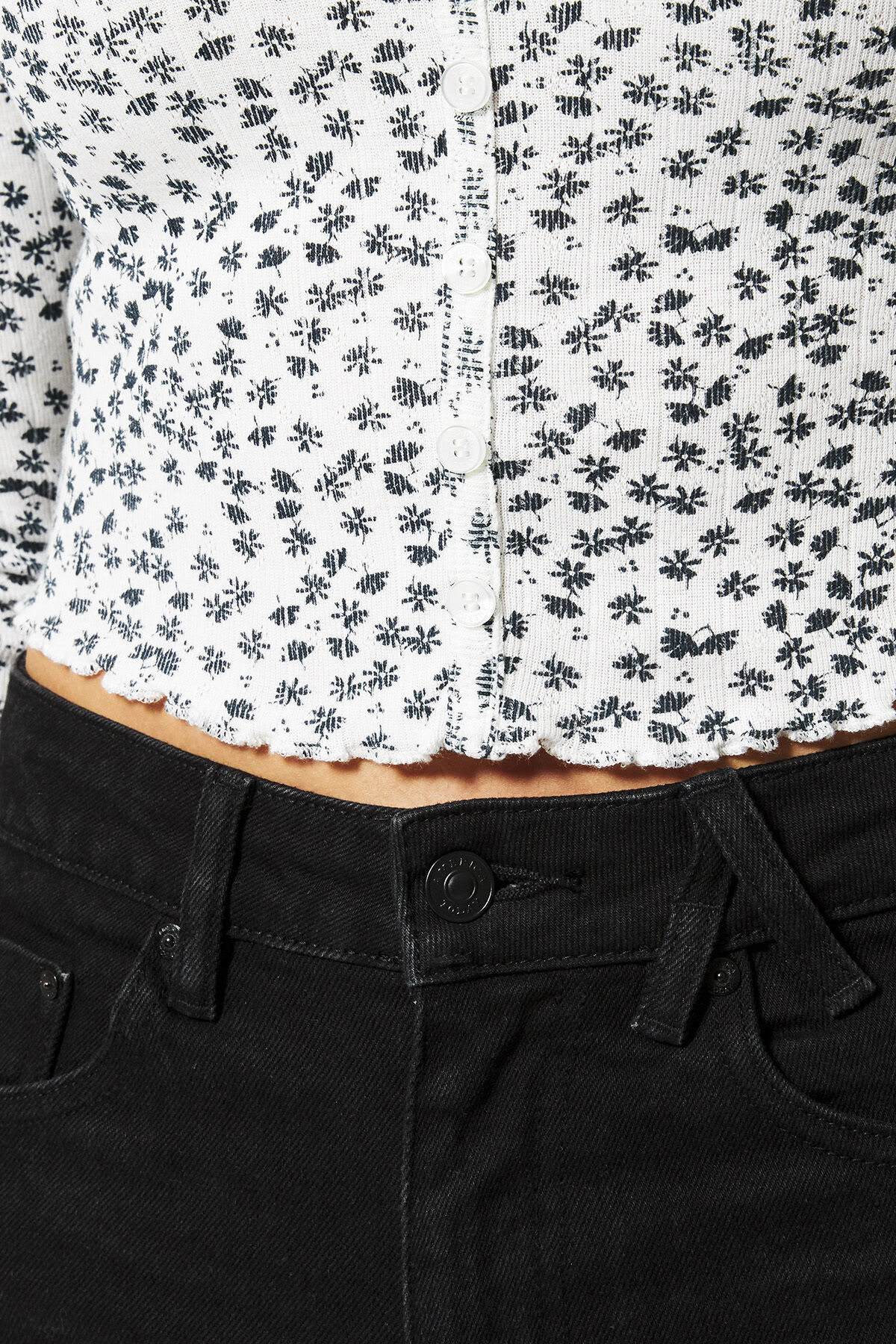 Long sleeve Lena image number 3