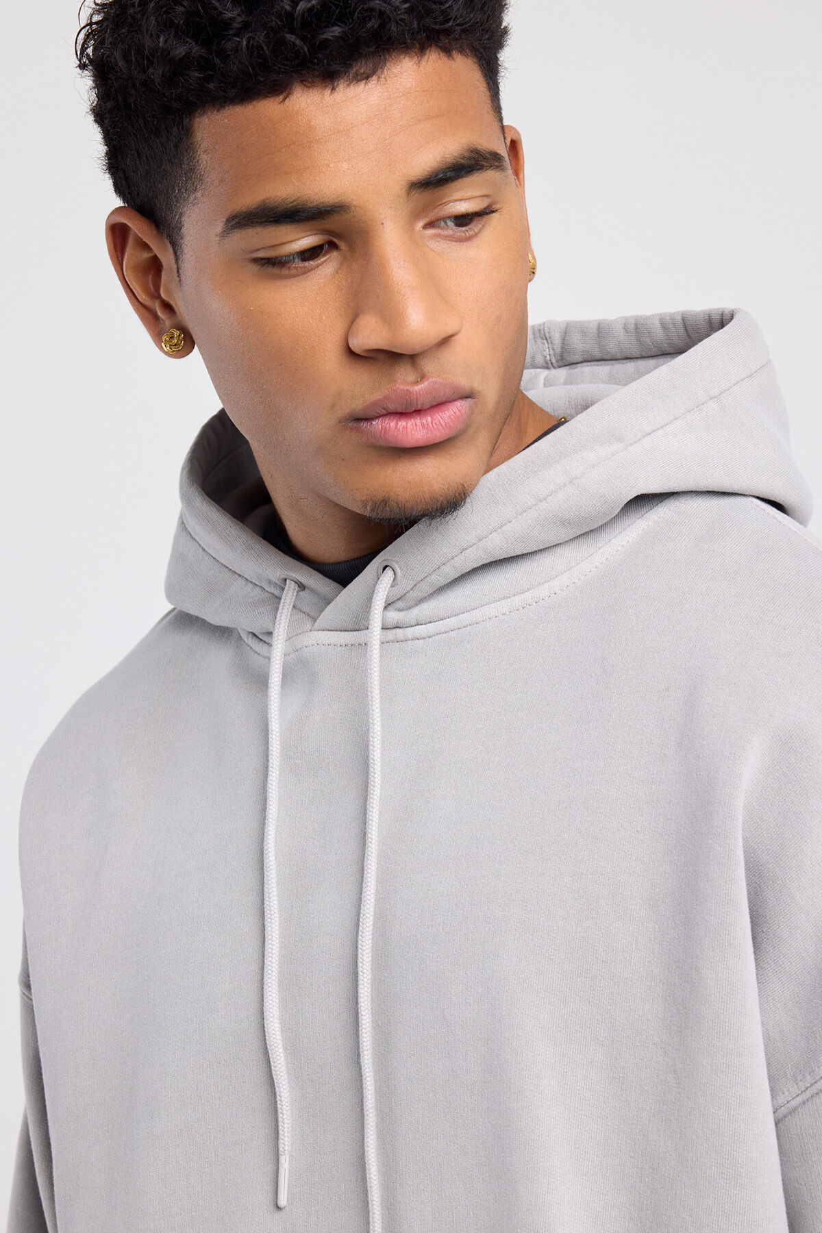 Scottie Hood image number 3