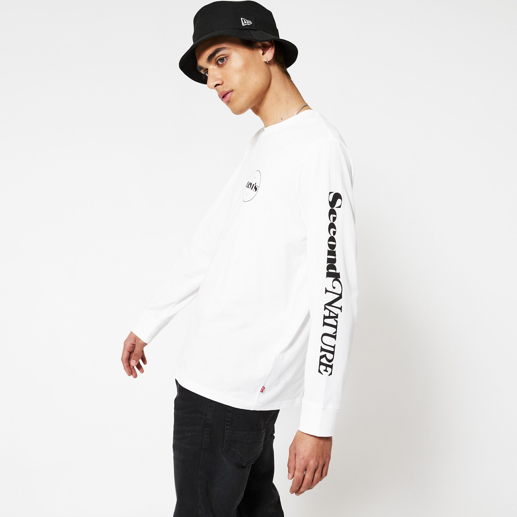 Long sleeve Relaxed LS graphic tee image number 6