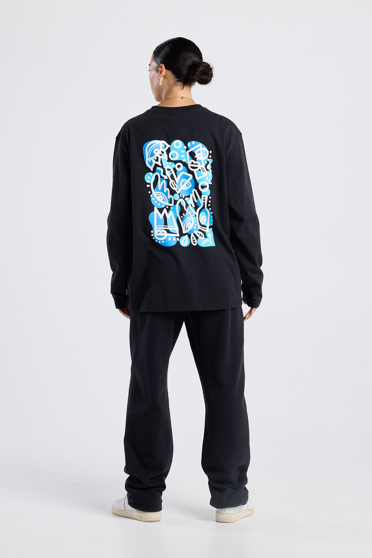 Logan image number 2