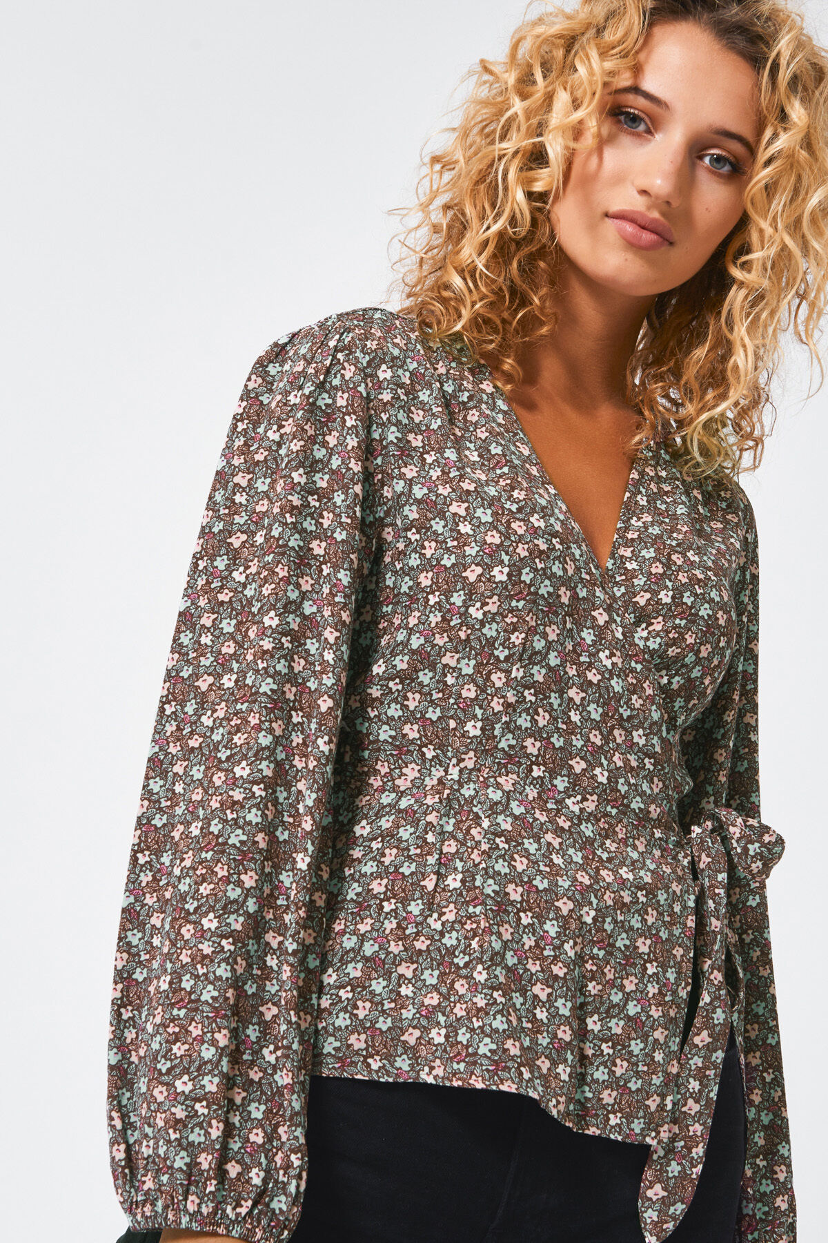 Blouse collar Billy image number 1