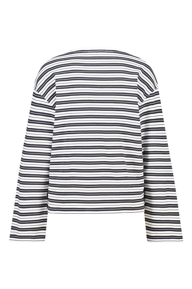 Lilly image number 5