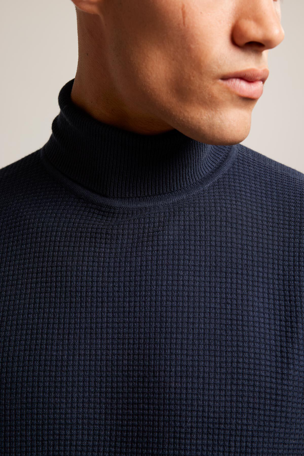 Turtleneck Kendrick image number 3