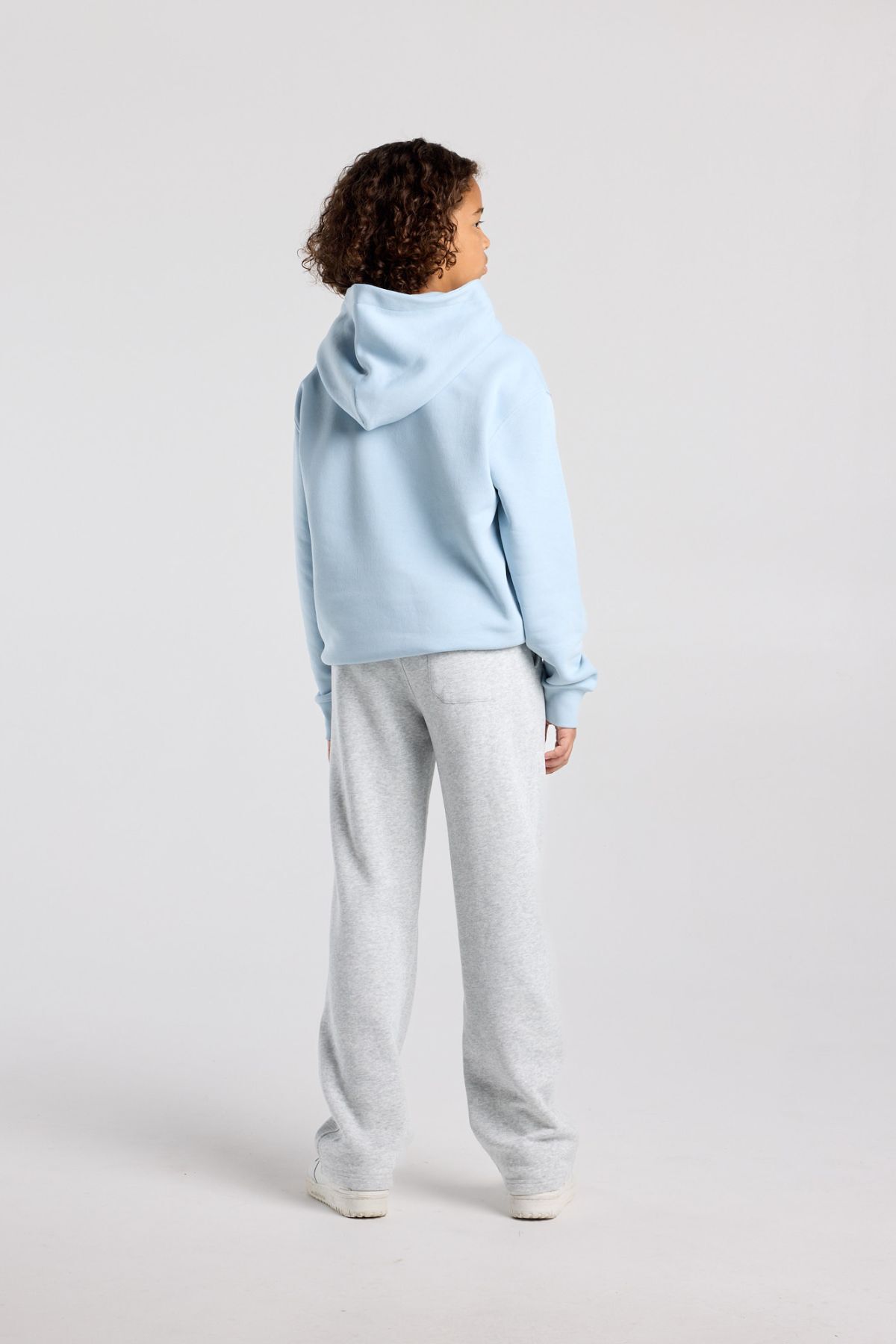 Simms hood Jr image number 2