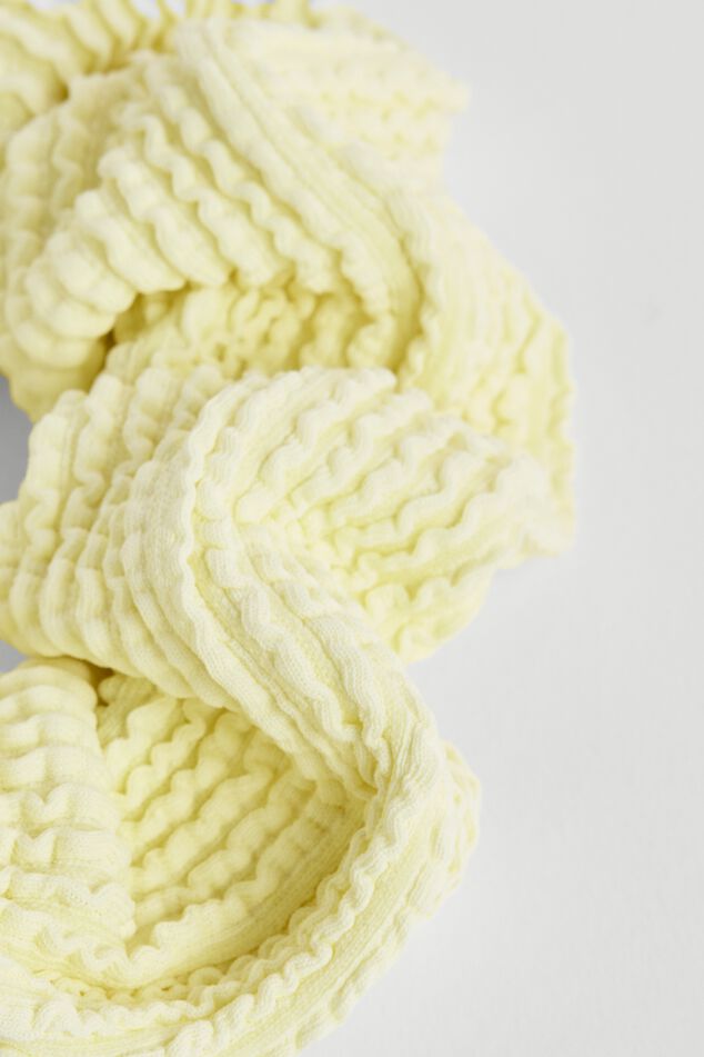 Scrunchie image number 3