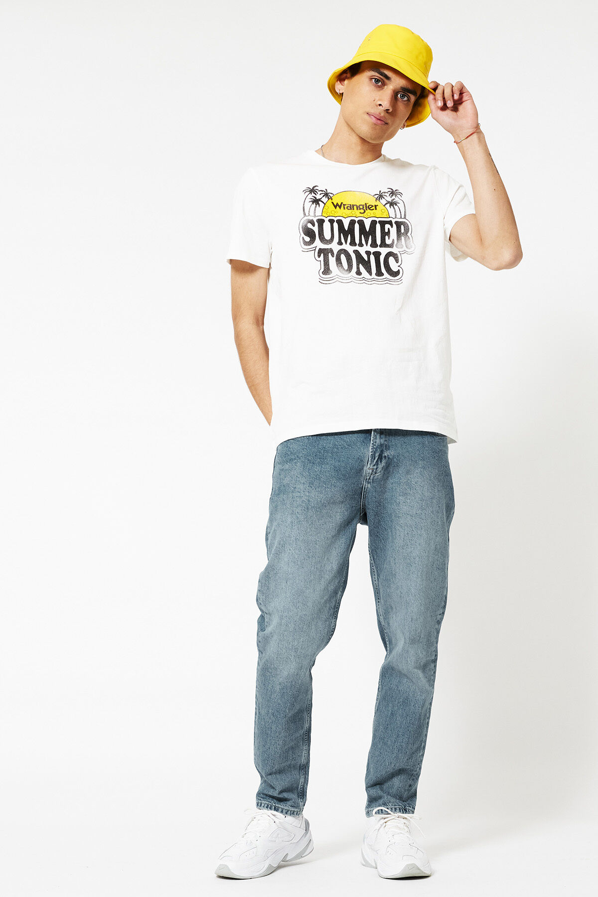 Short sleeve summer tee image number 0