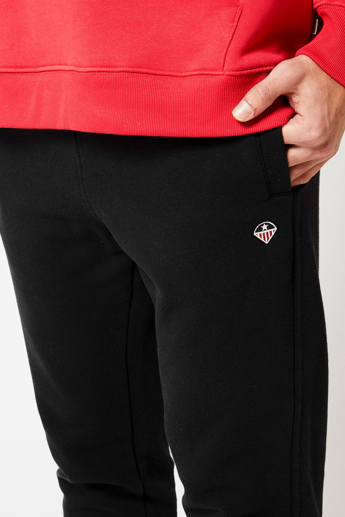 Carson image number 3