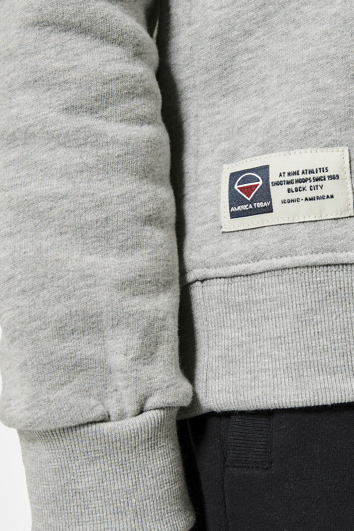 Sweater Spike Jr image number 3