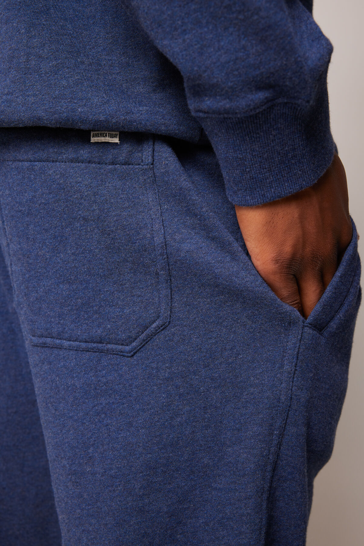 Jogging pants Carson image number 3