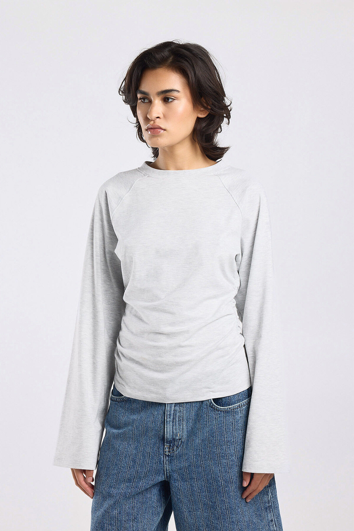 Louise image number 0