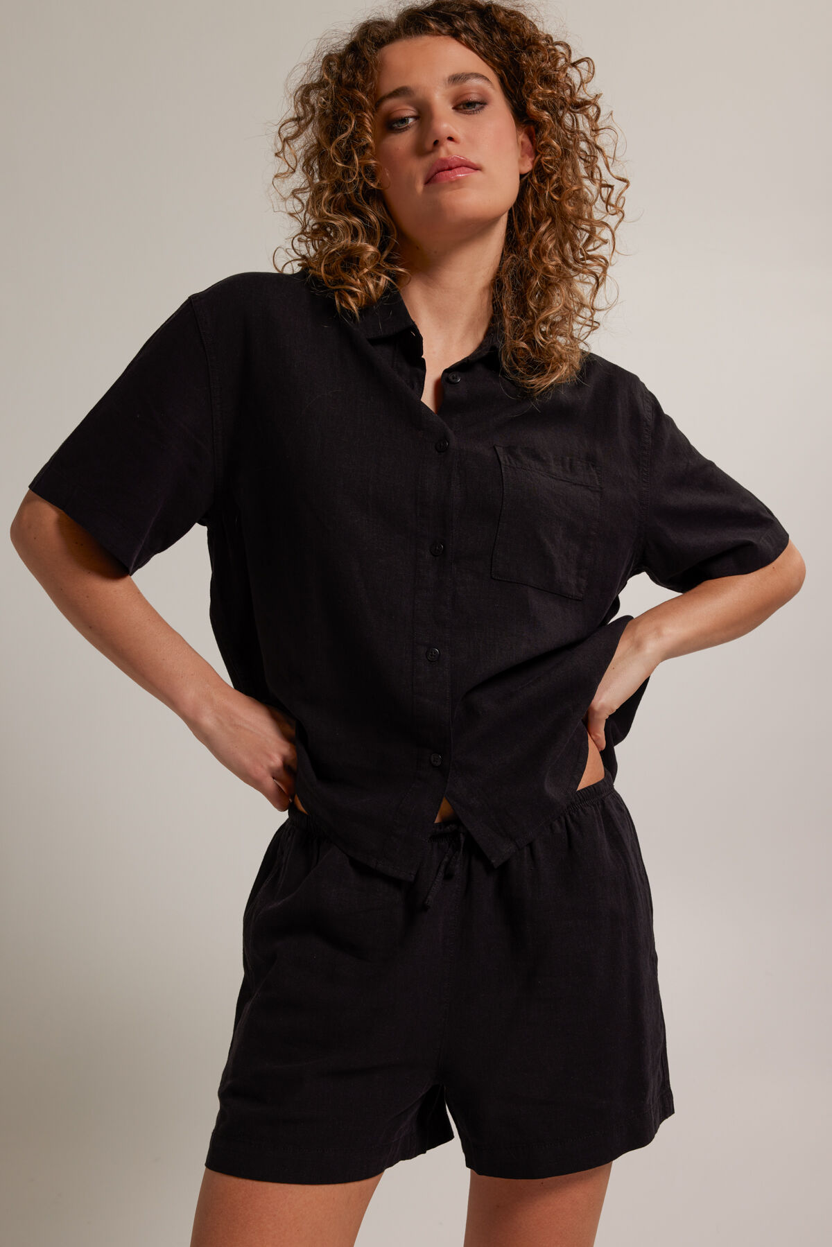 Short Nour image number 0