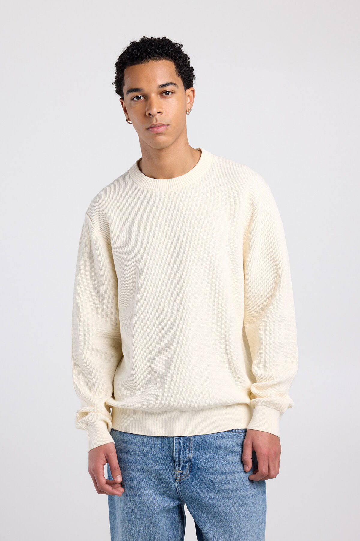 Kurtis Crew image number 0