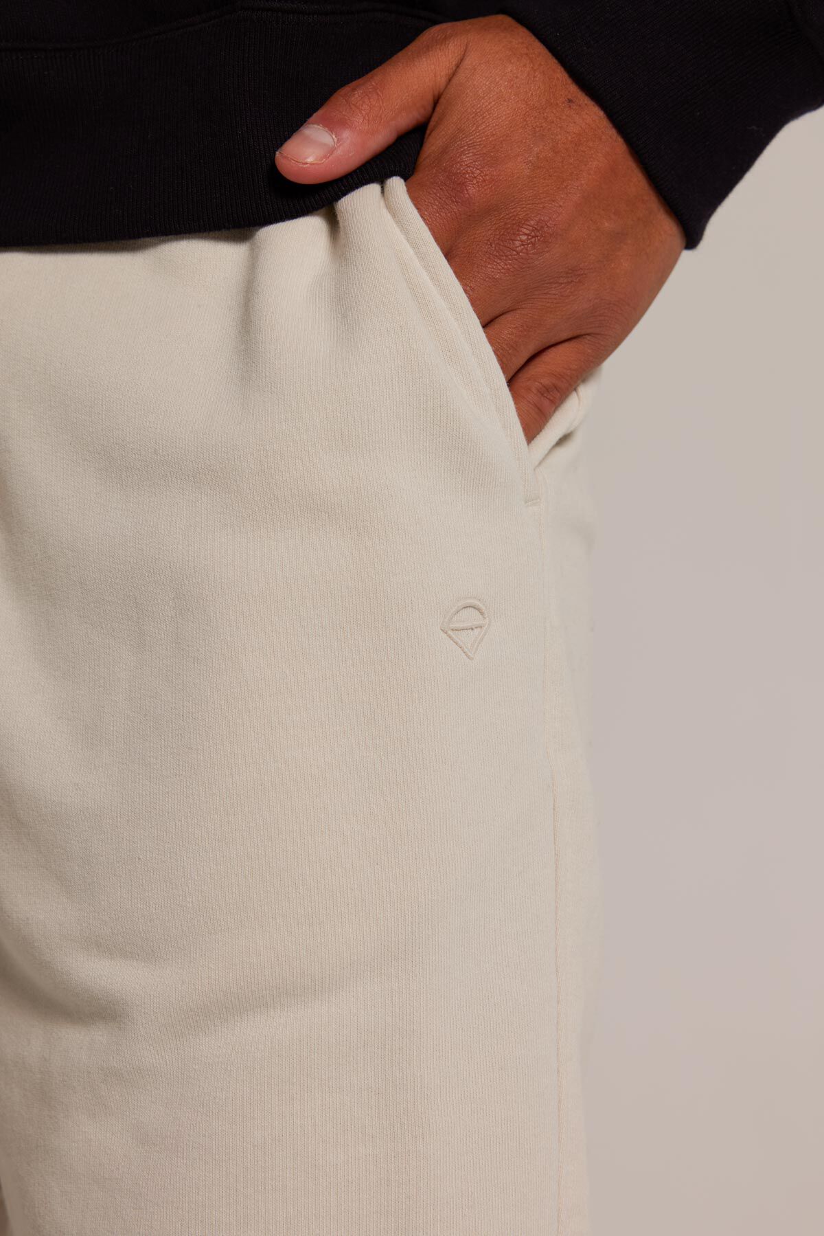 Sweat short Sevan image number 3