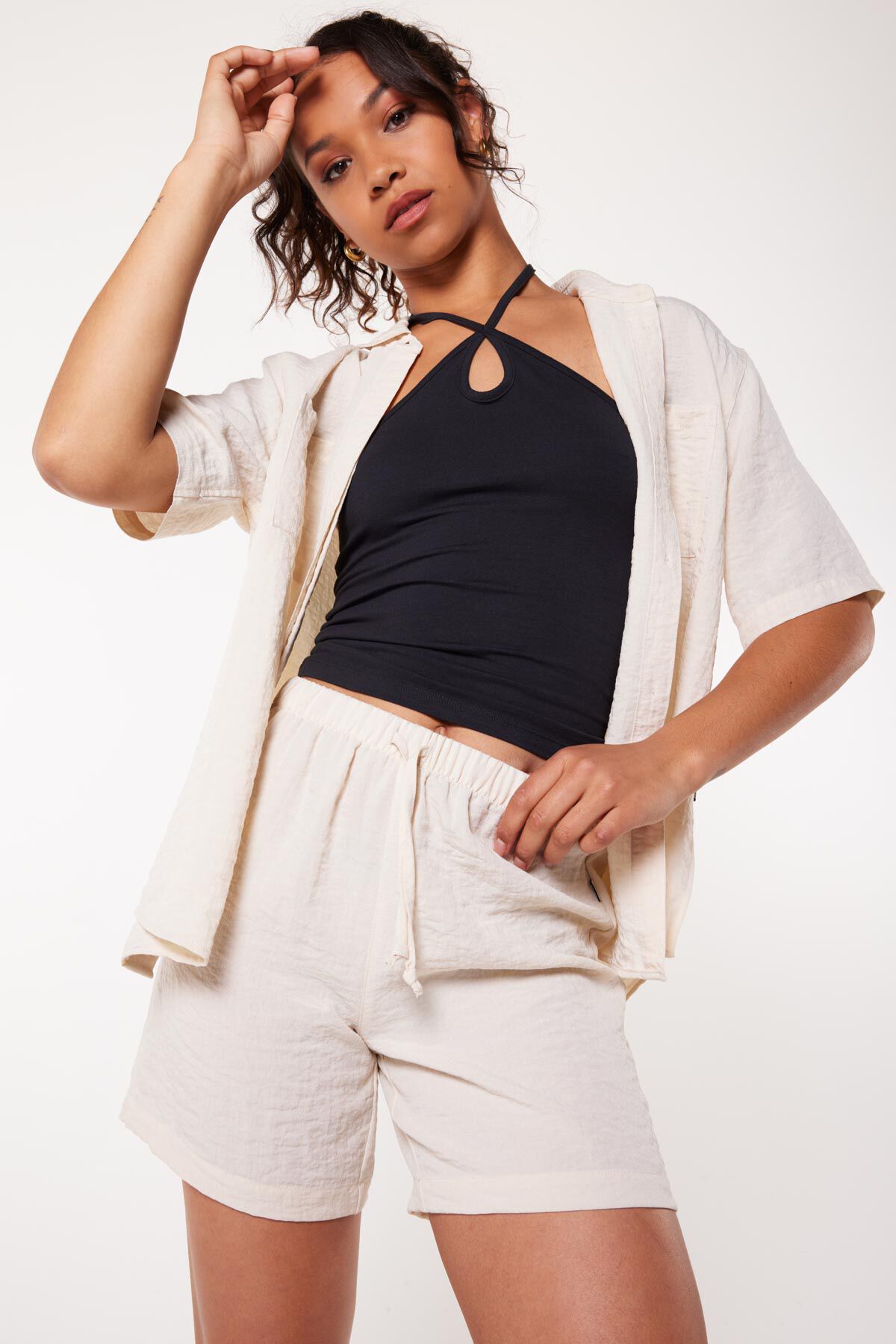 Short Myra image number 0