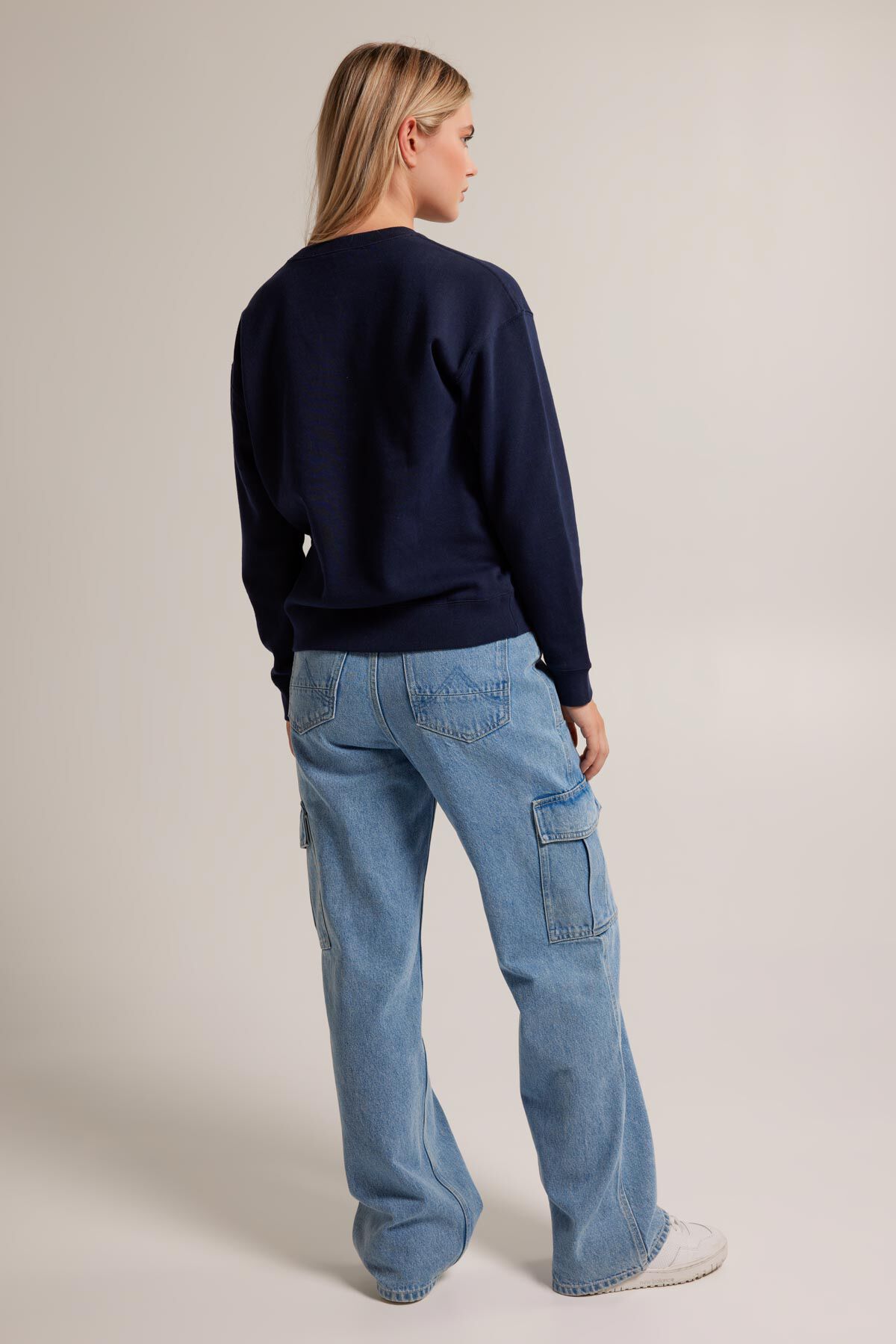 Sweat Suzana image number 2