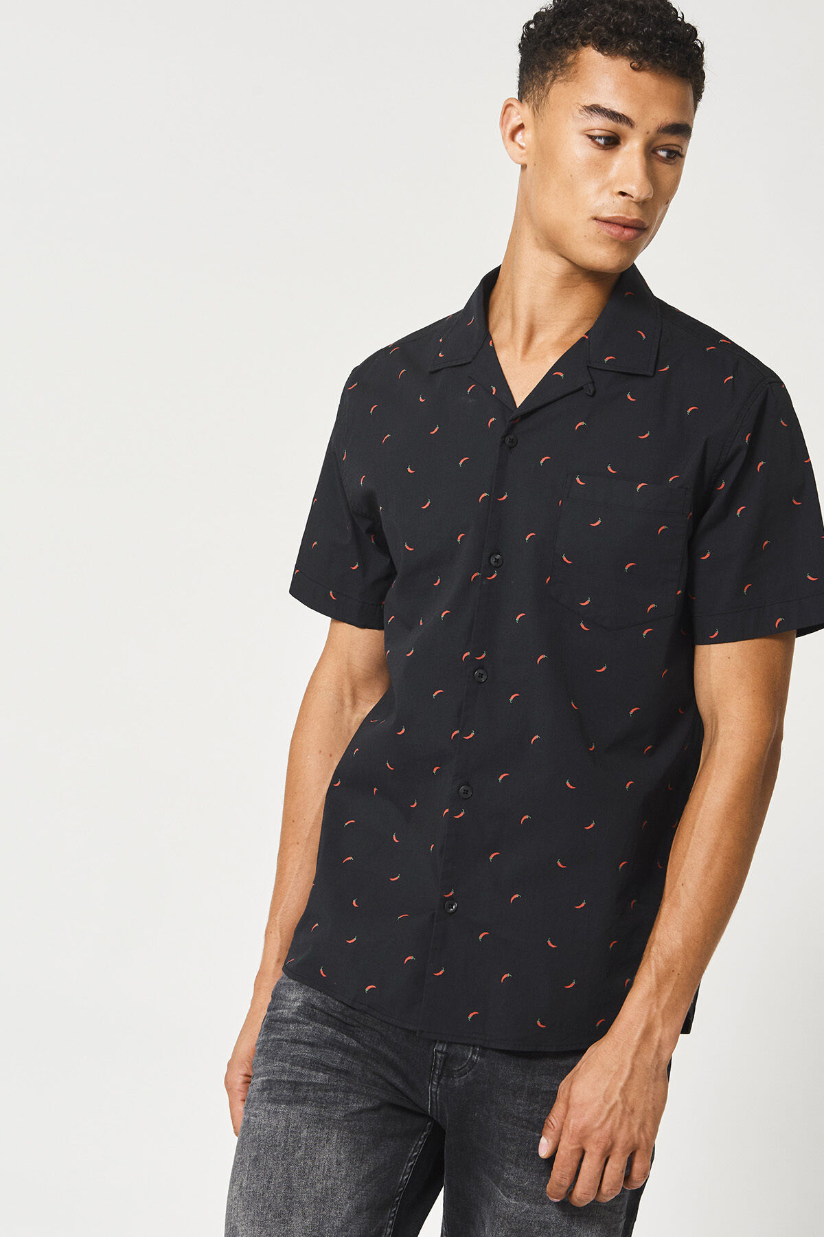 Hemd Izra image number 0