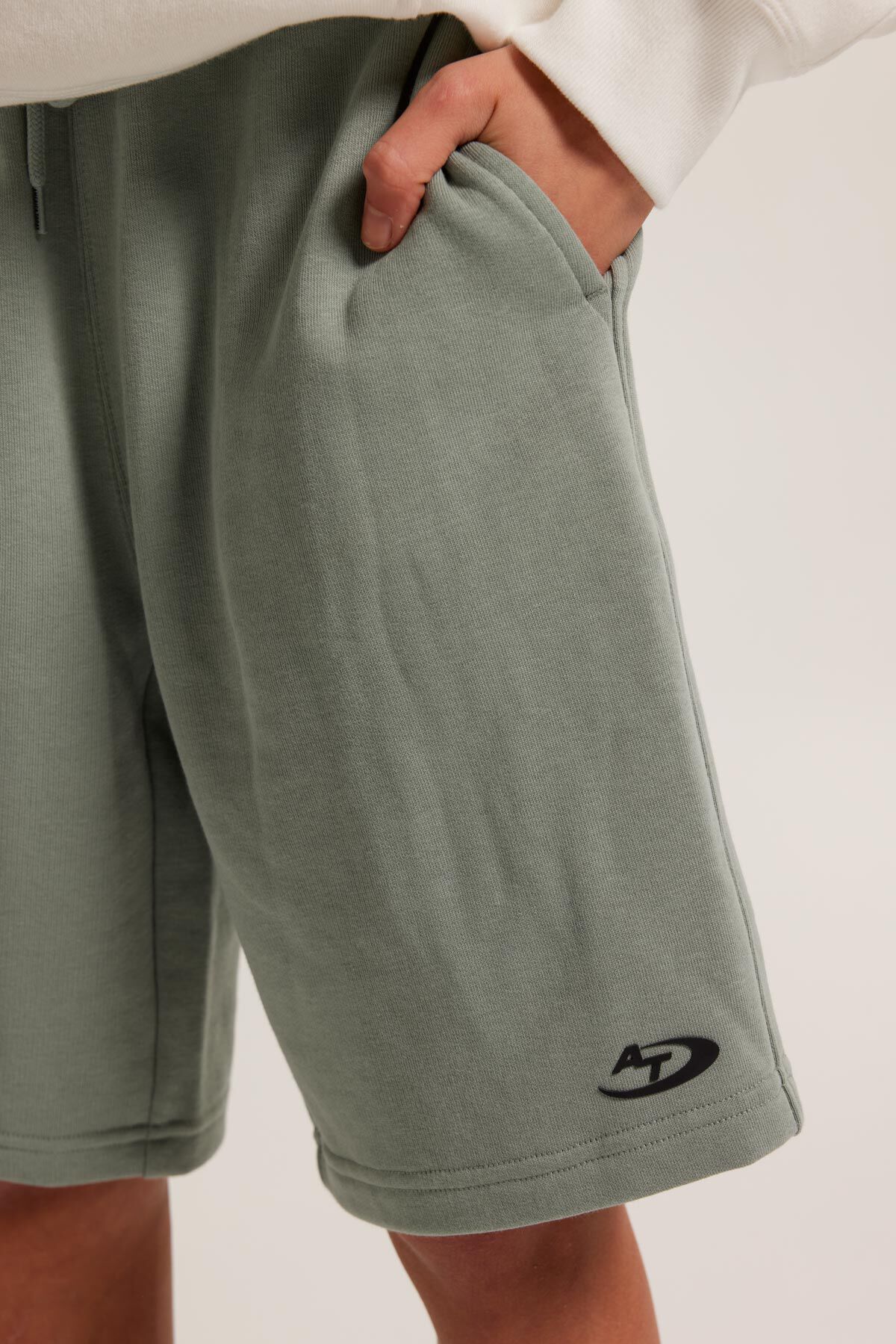 Sweat short Sevan jr  image number 3