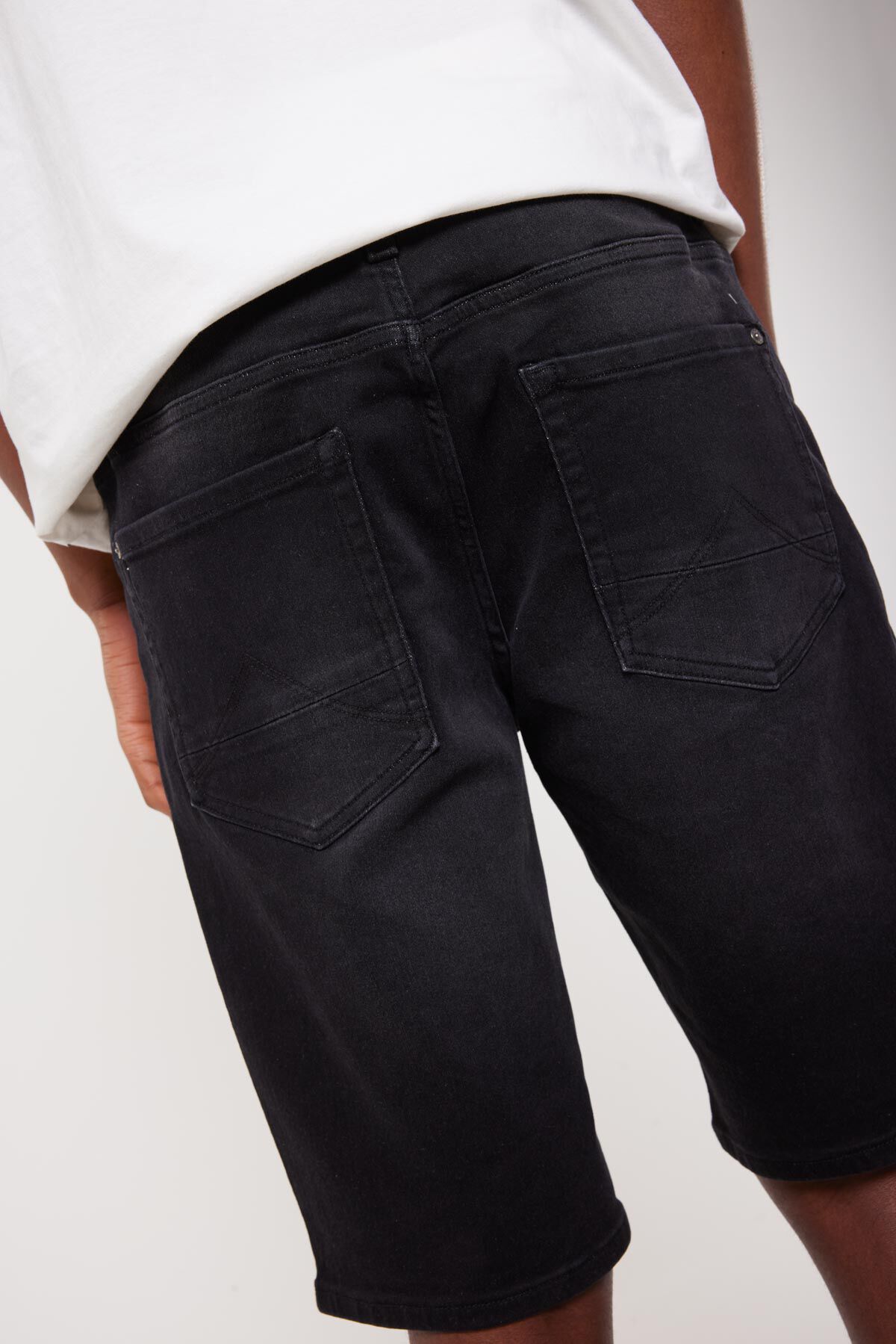 Denim short Robert jog image number 3