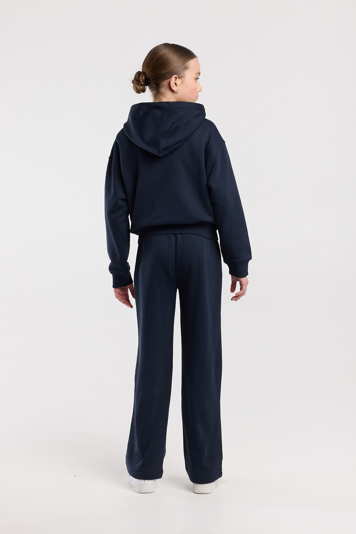 Sanne JR image number 1