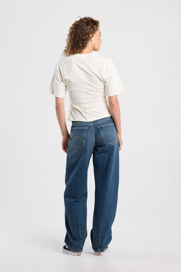 Eleni image number 2