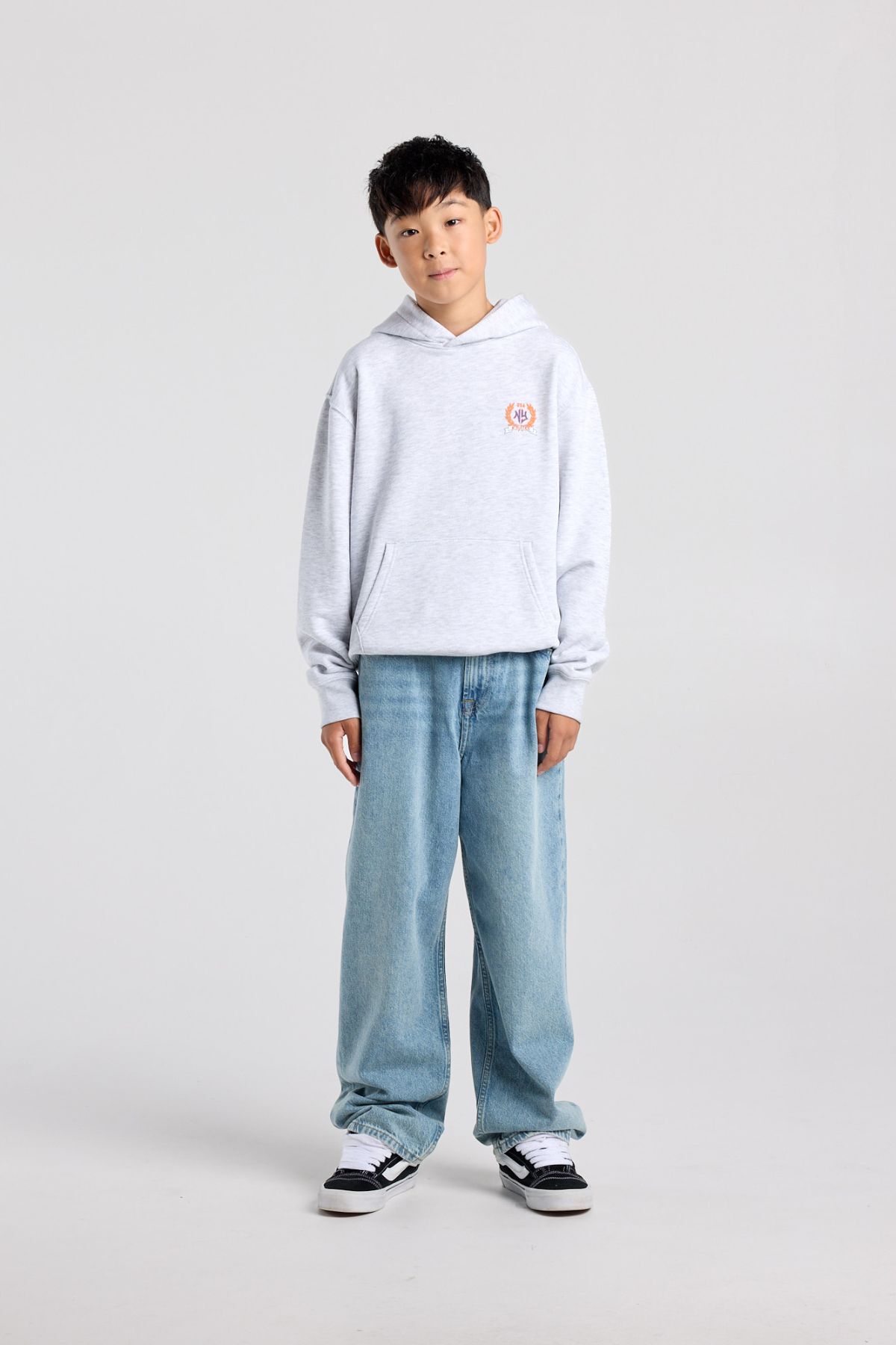 Simms hood Jr image number 1