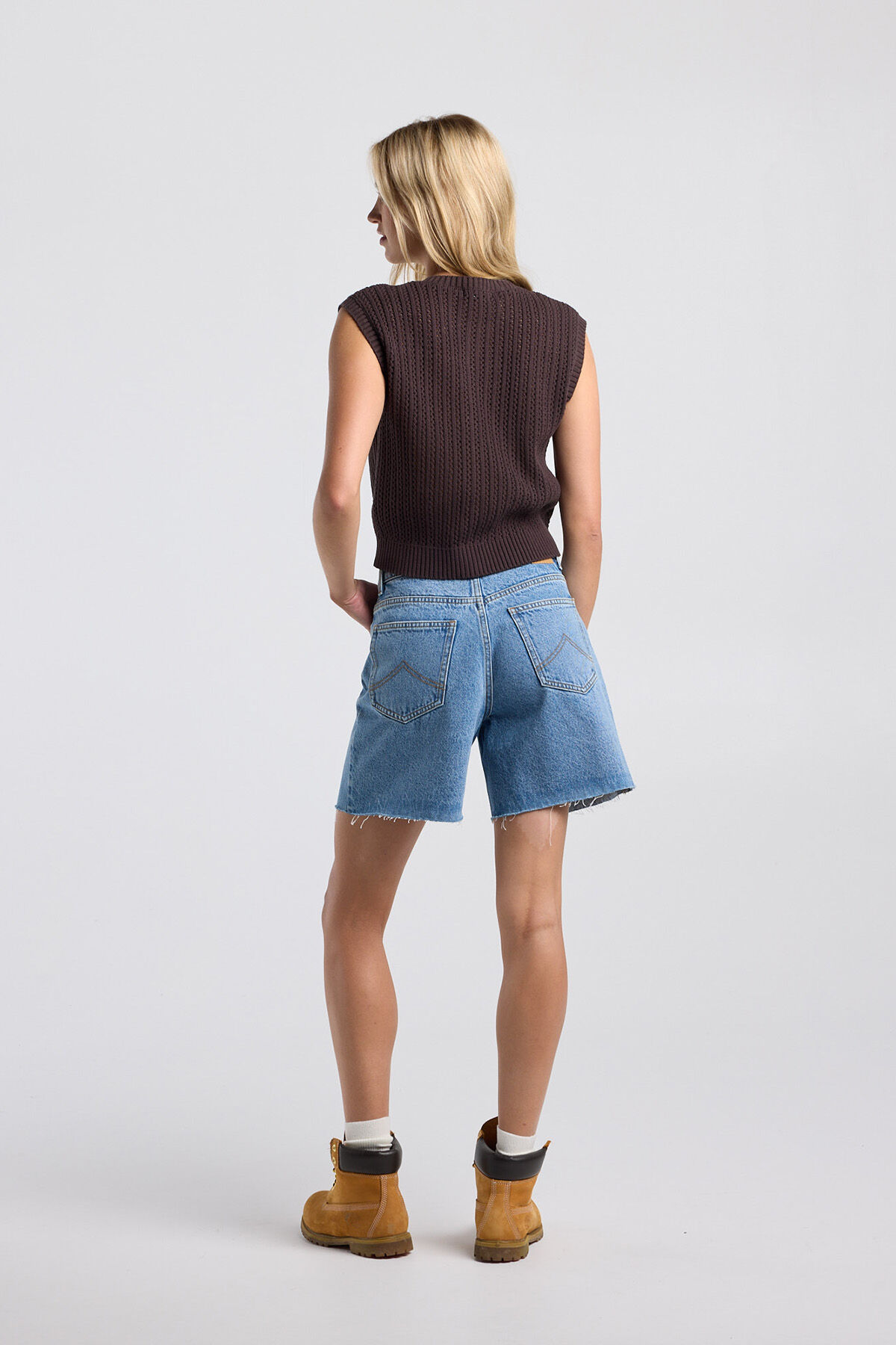 Georgina image number 2