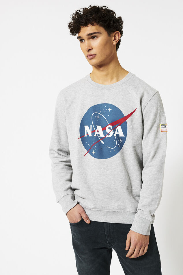 Sweater Solar crew image number 0