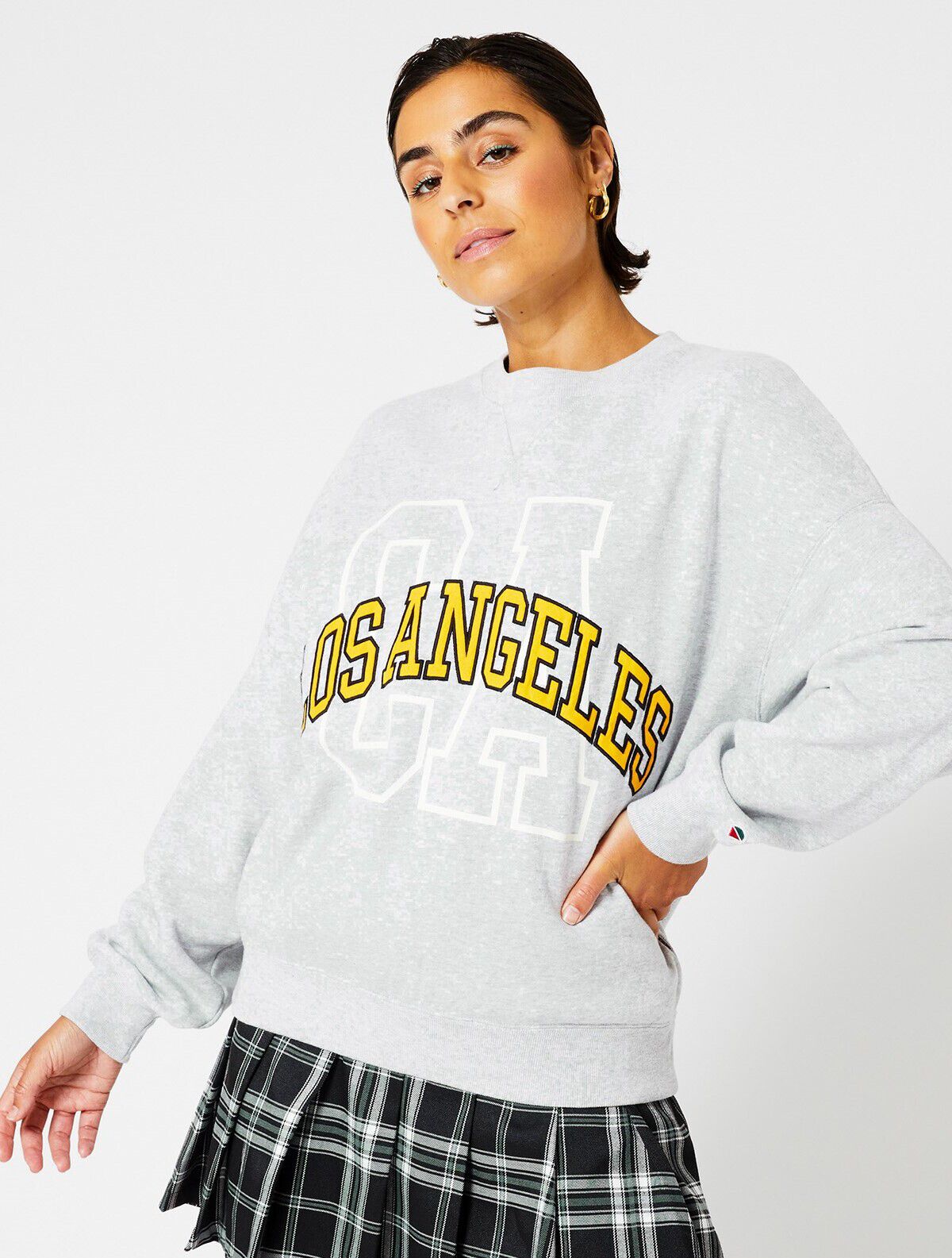 Sweater Sue image number 0