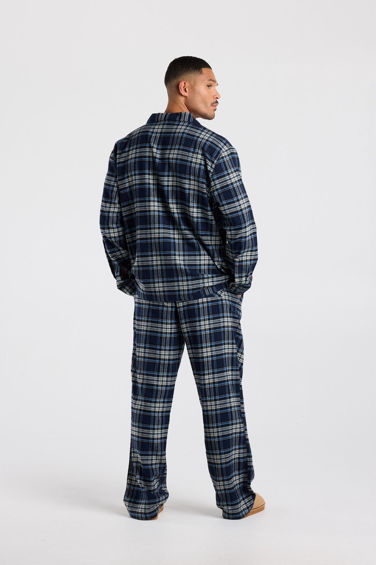 Max shirt R image number 2