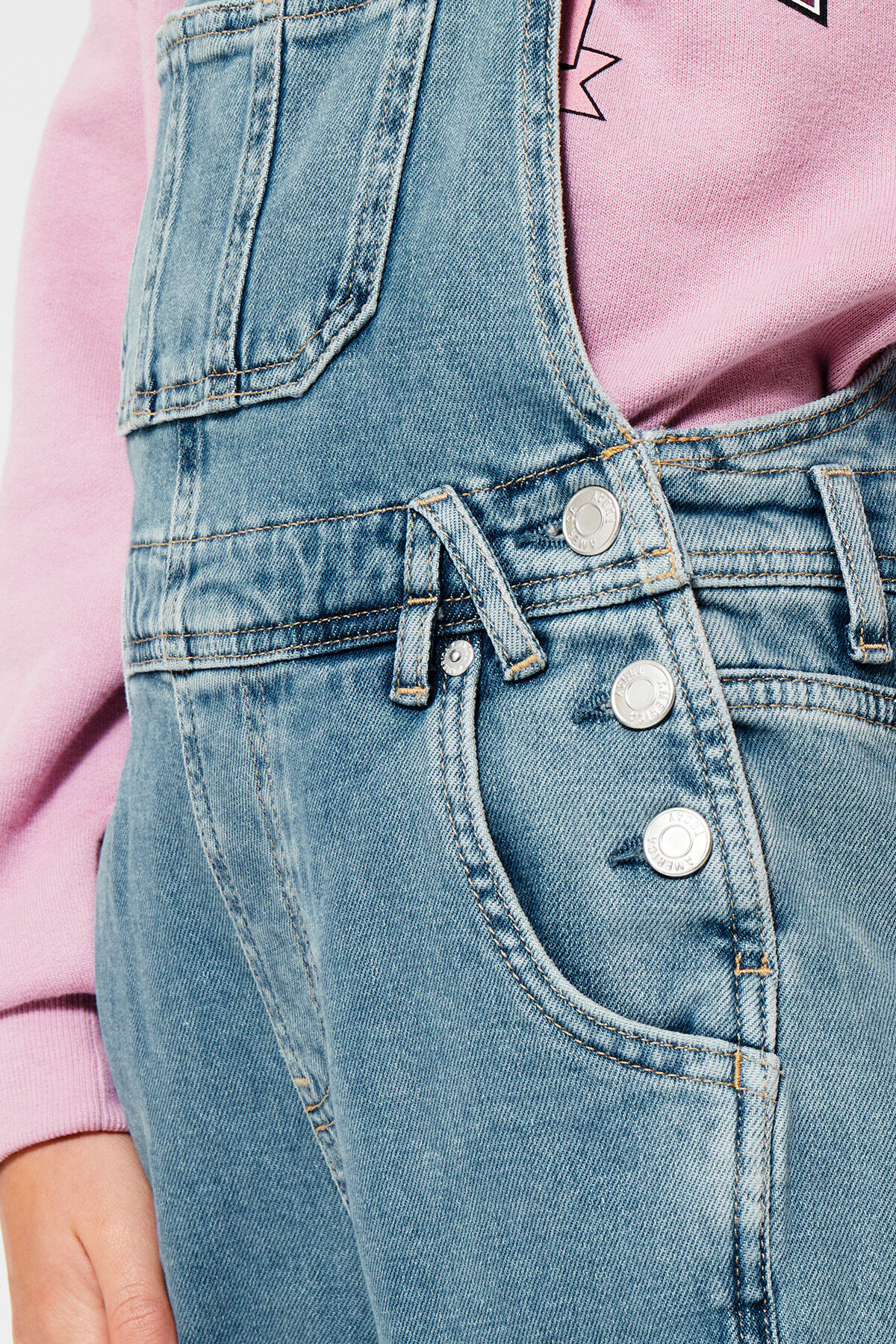 Macy hotsell junior jeans